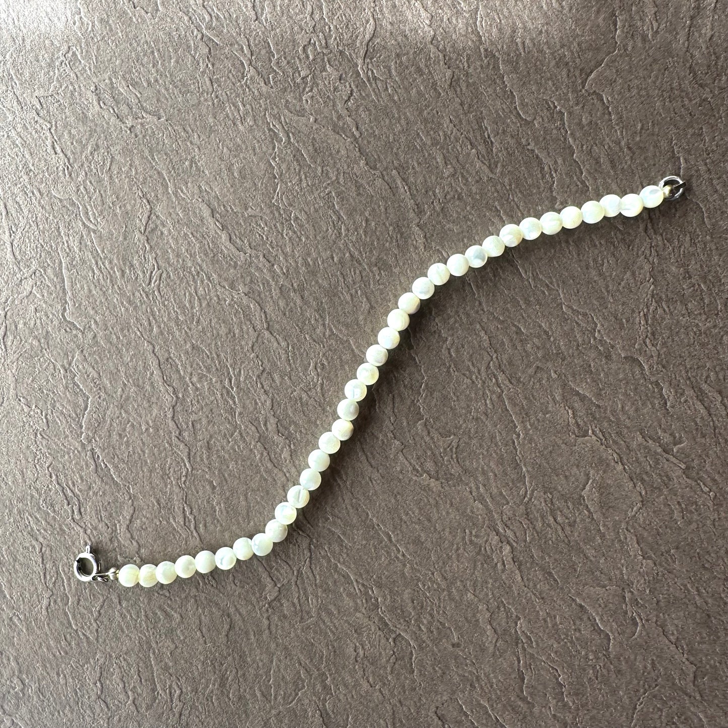 マザーオブパール ブレスレット