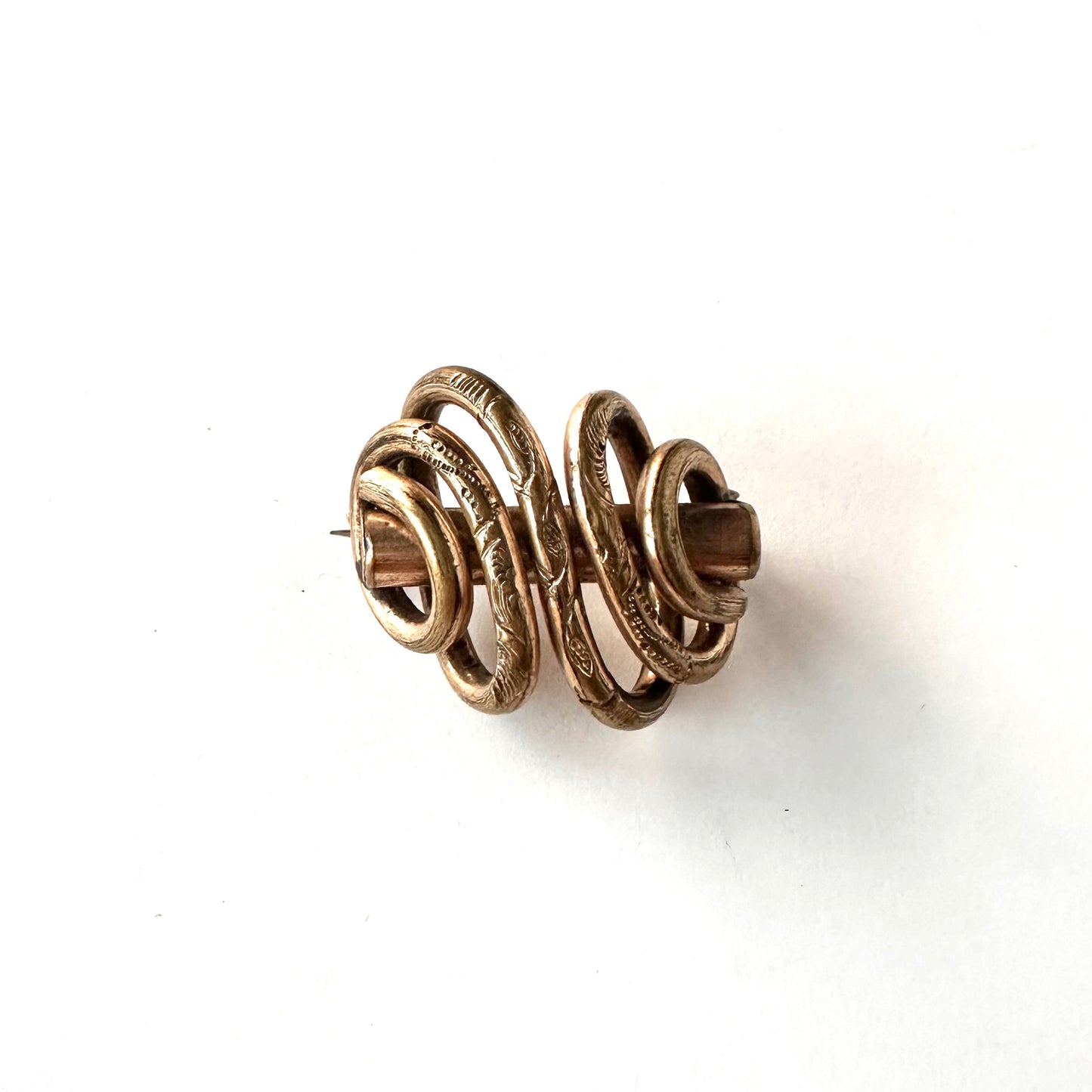 ヴィクトリアン ノット ブローチ