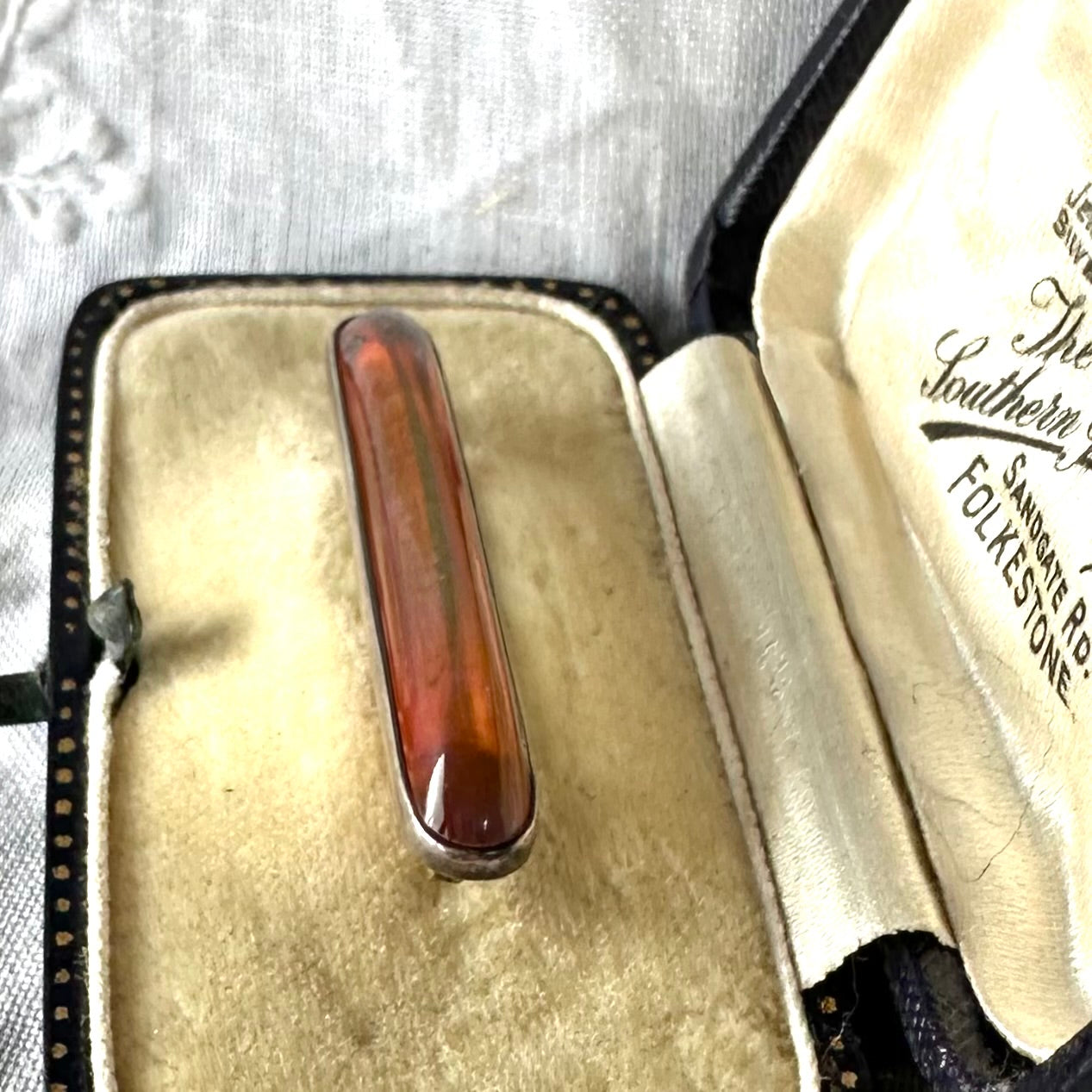 ドラゴンズブレス バーブローチ