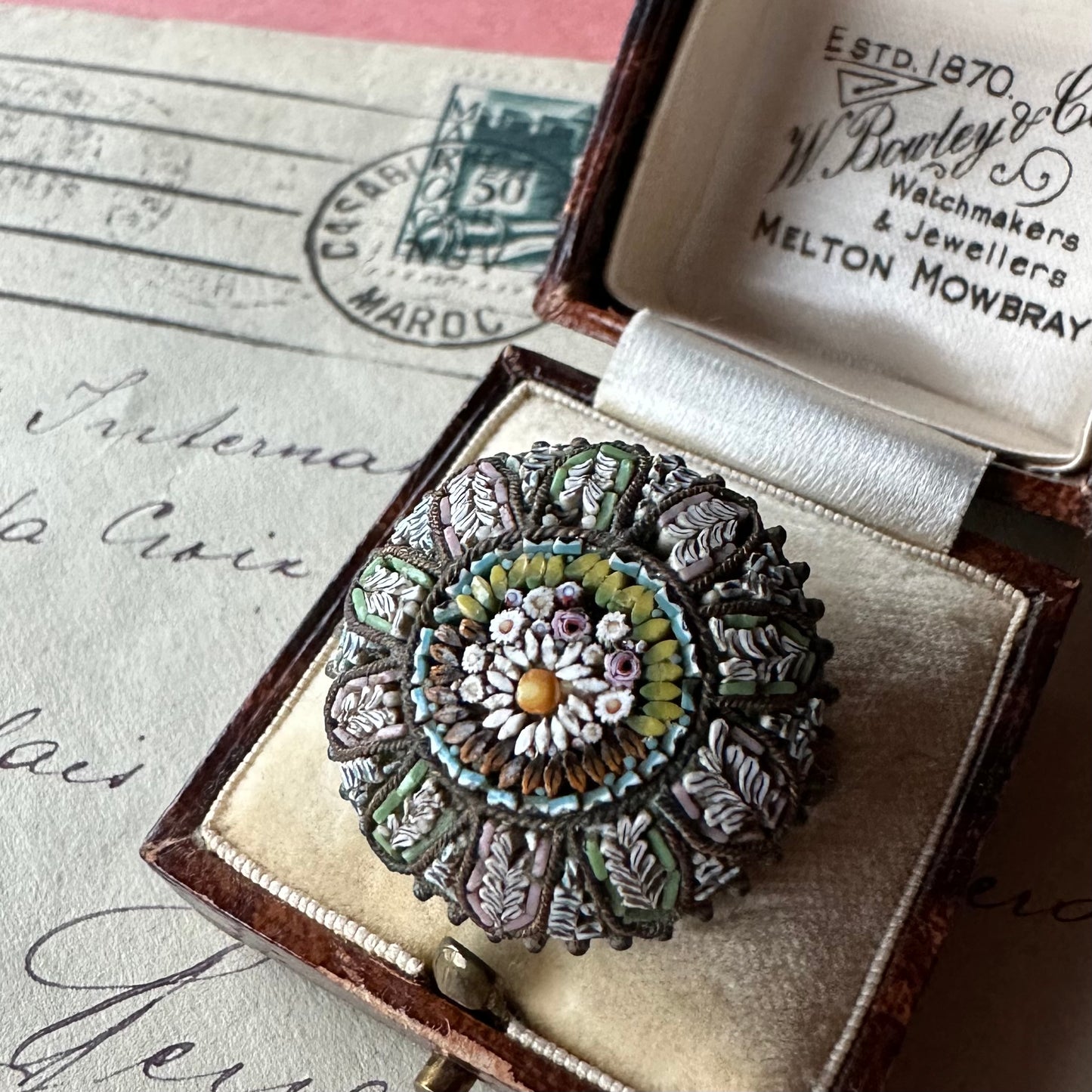 マイクロモザイク ラウンドブローチ②