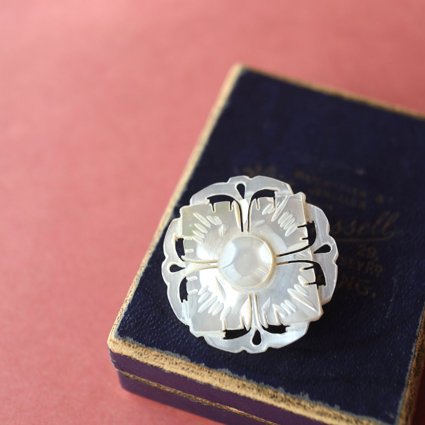 ベツレヘムパール ブローチ