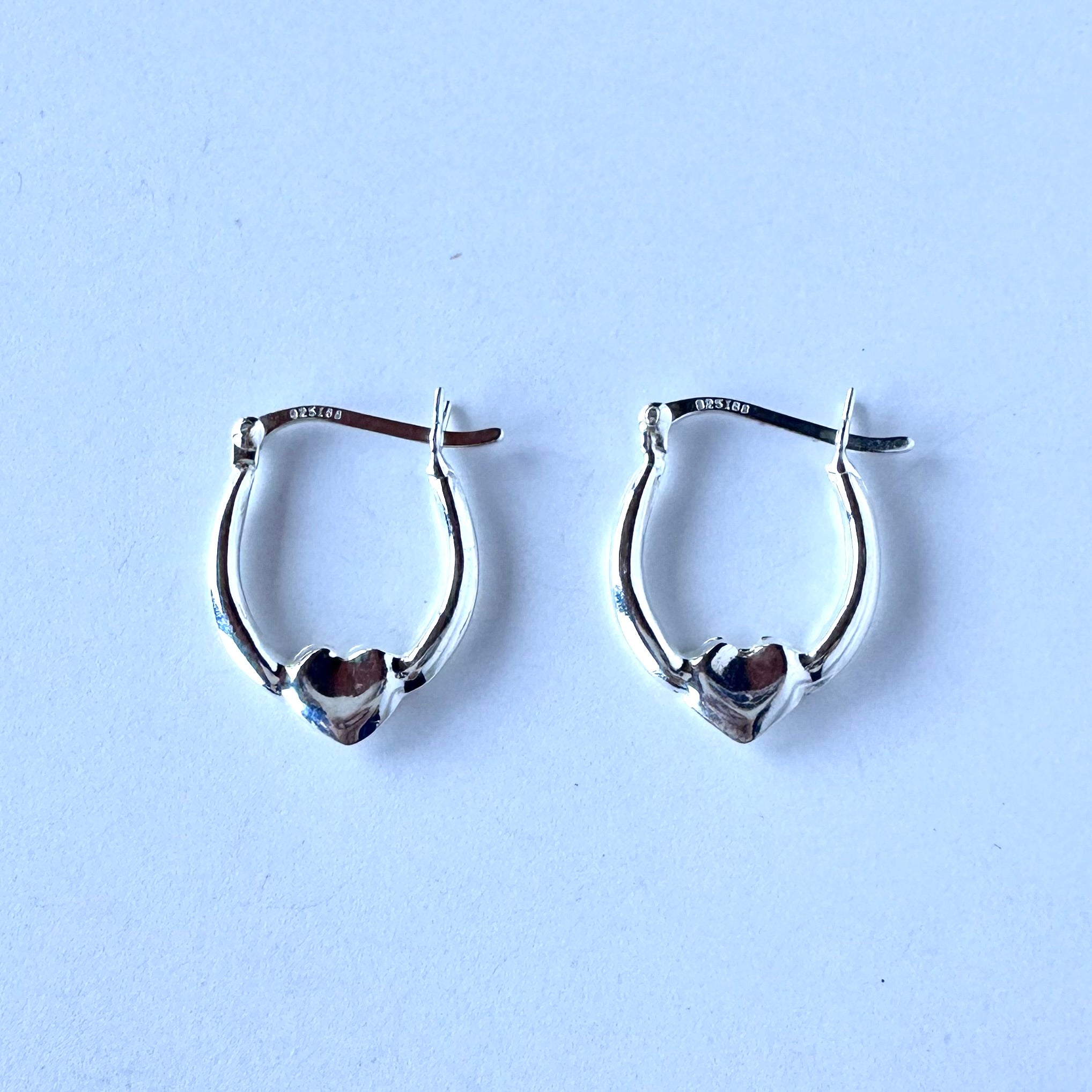 スターリングシルバー ハート フープピアス – Amelie Antique