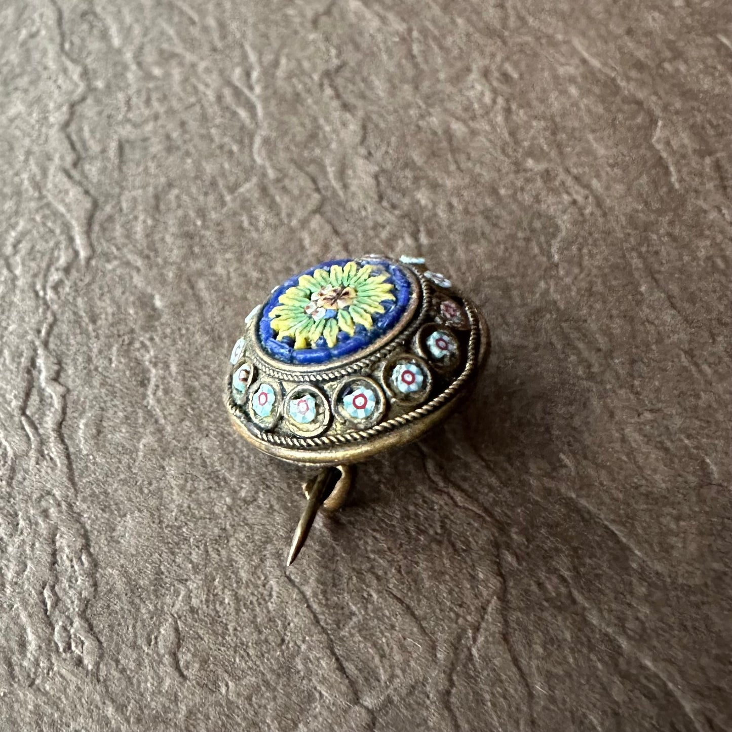 マイクロモザイク ラウンドブローチ③