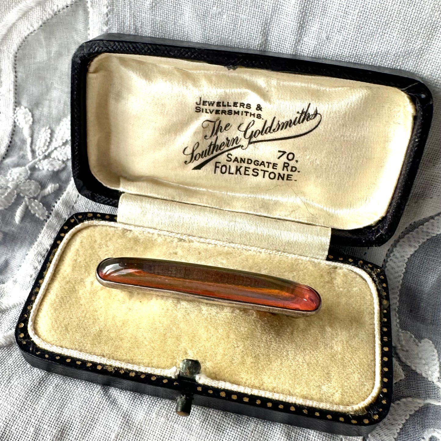 ドラゴンズブレス バーブローチ