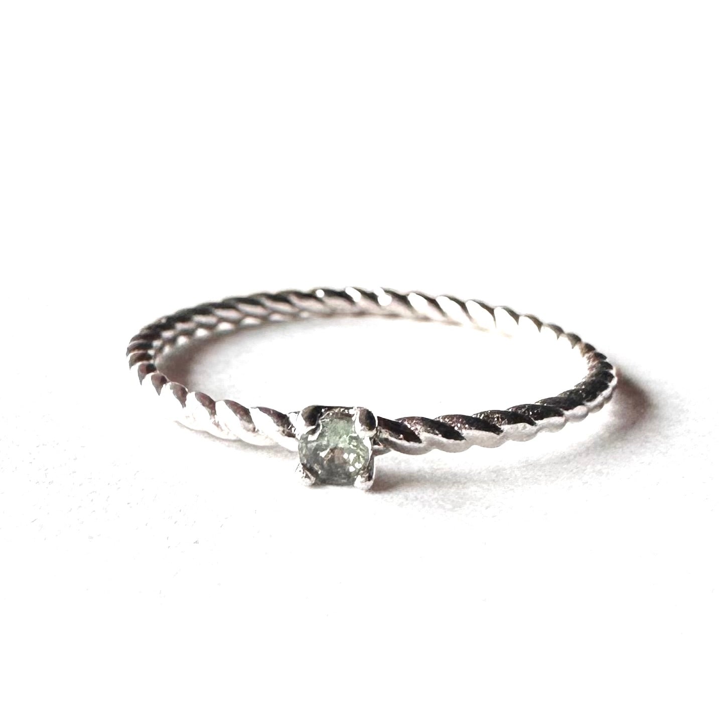 シルバー ツイストロープ＆ペリドットカラーグラス ヴィンテージリング 14.5号