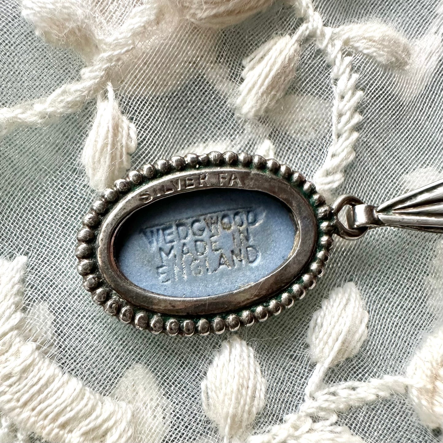 ウェッジウッド オーバルネックレス ブルー