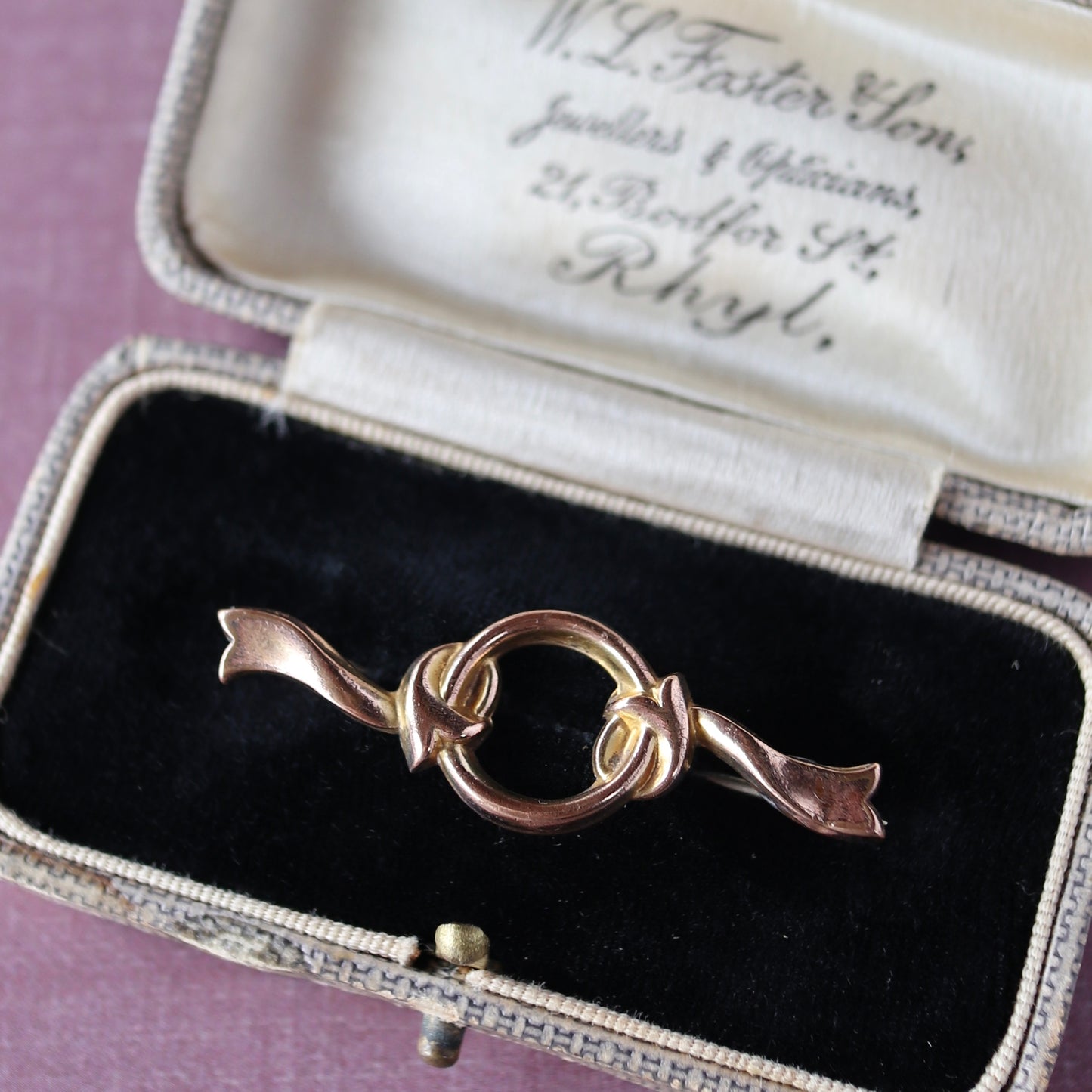 アンティーク リボンモチーフ ブローチ