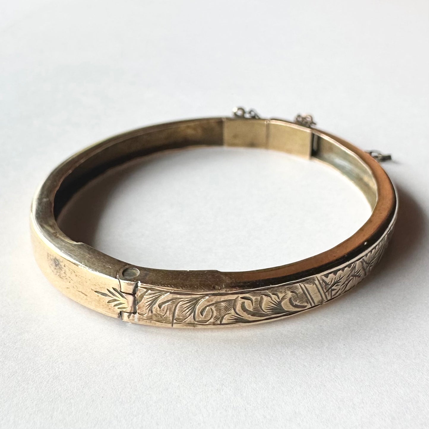 ロールドゴールド アンティーク バングル