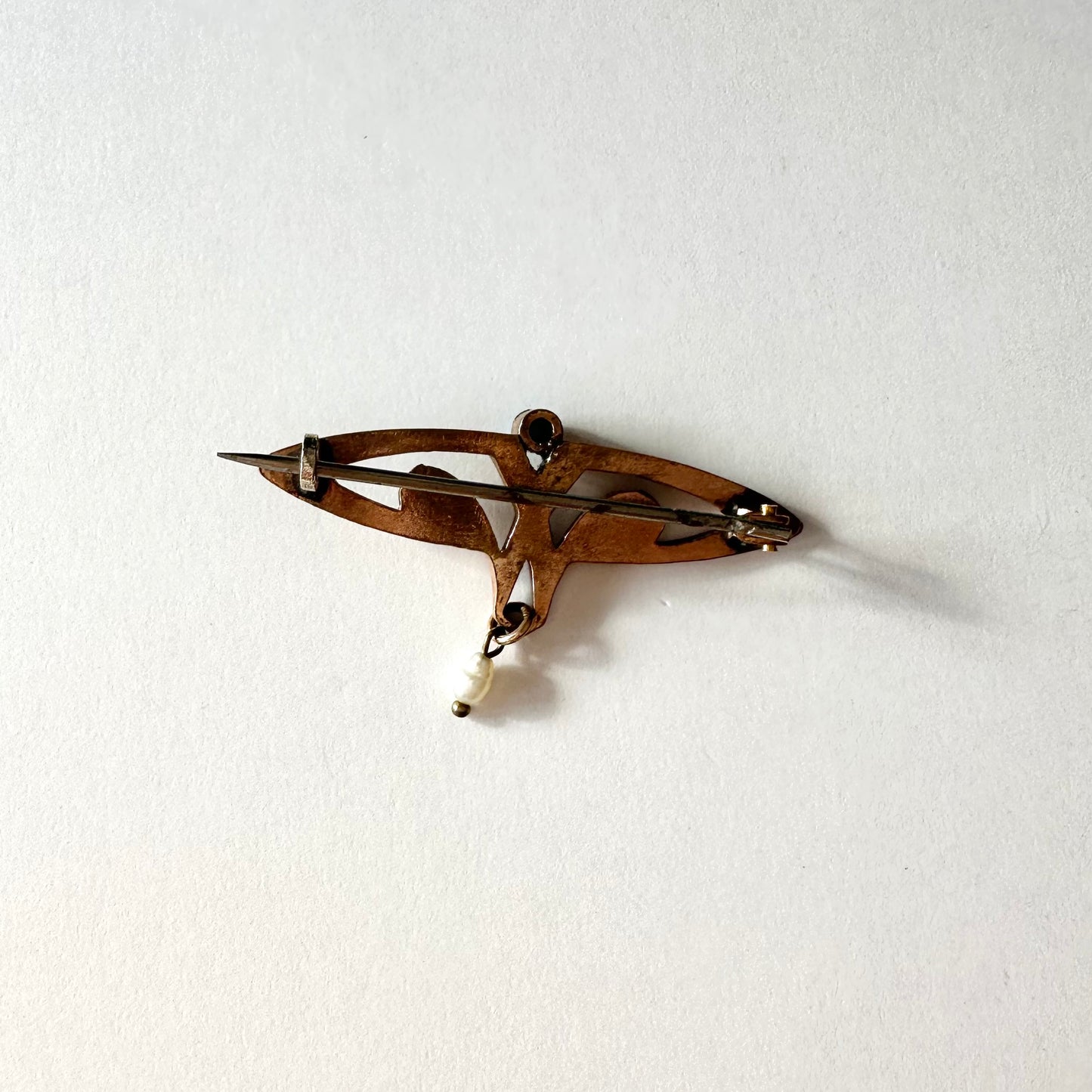 アールヌーヴォー ドロップ ブローチ