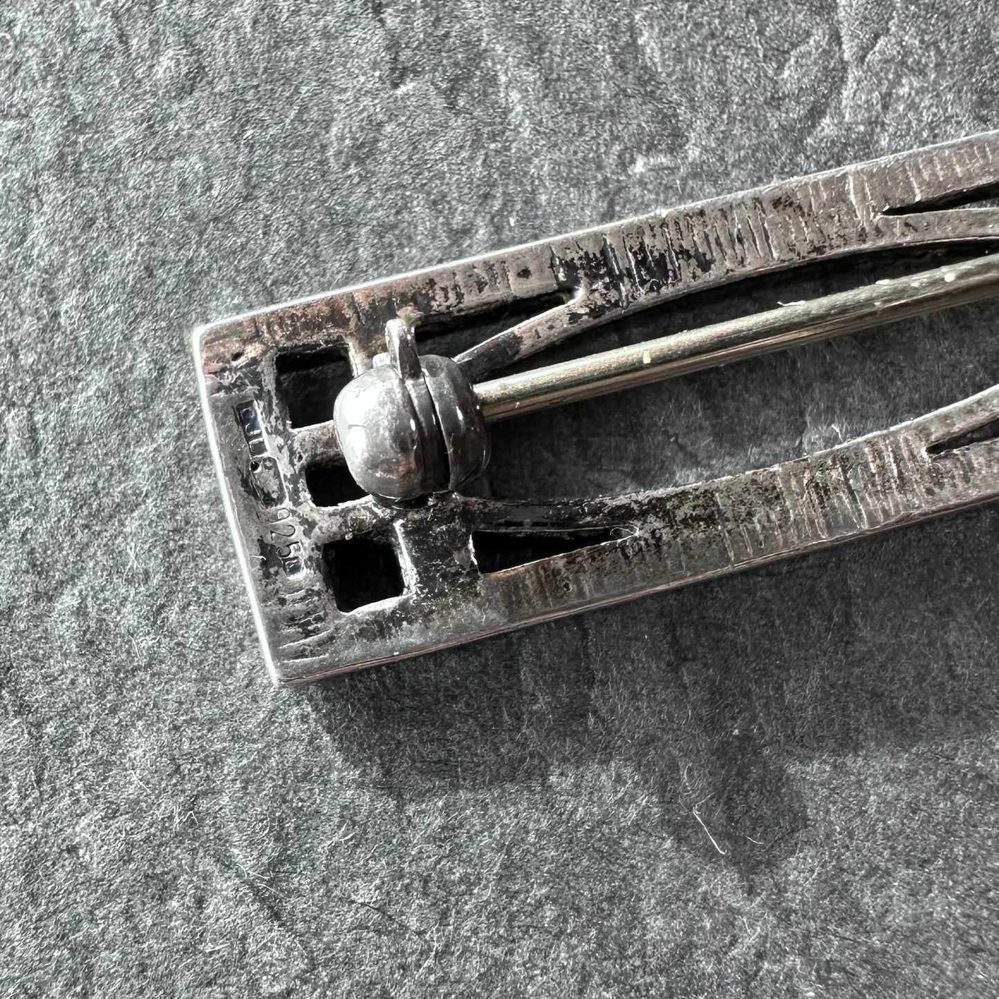 マッキントッシュスタイル ローズモチーフ ブローチ