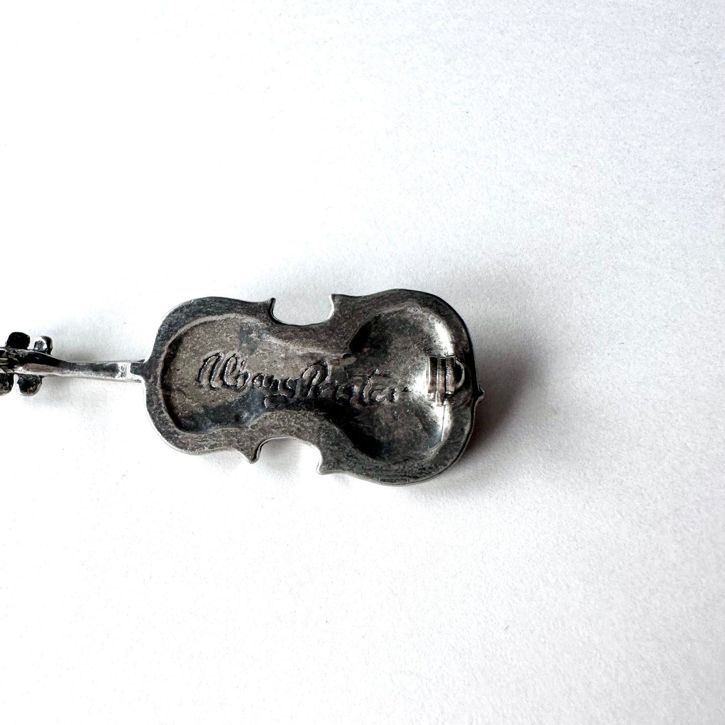 Albany Pewter バイオリン ブローチ