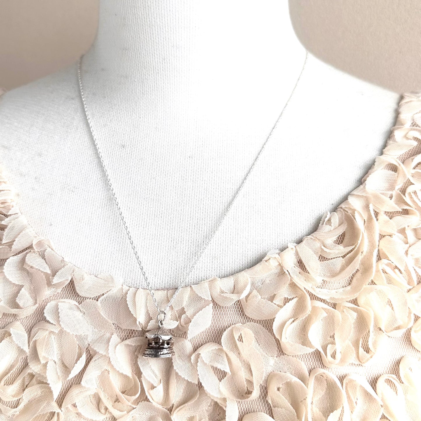 メリーゴーランド ヴィンテージシルバーチャーム(回転タイプ)