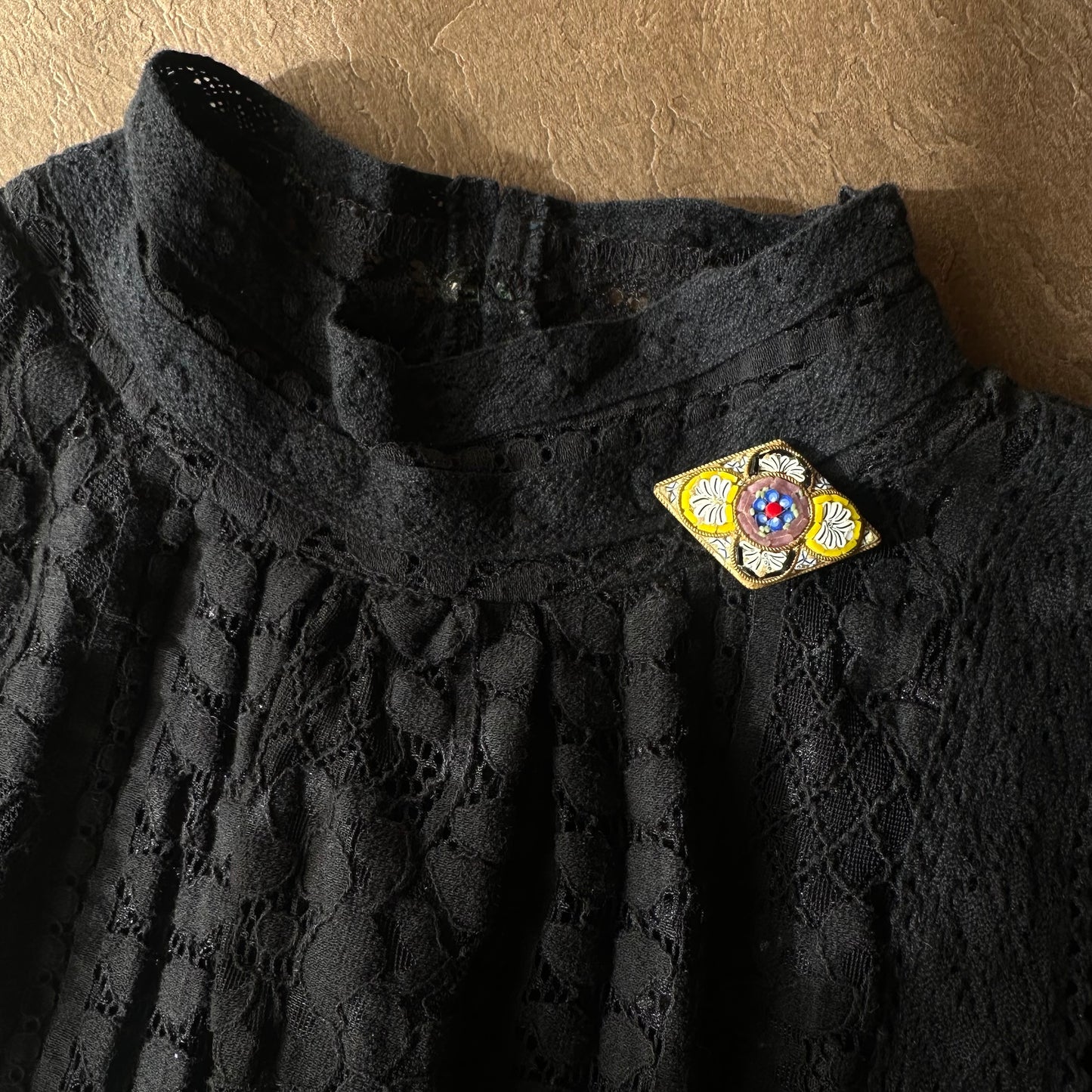 マイクロモザイク イエロー＆グリーン ブローチ