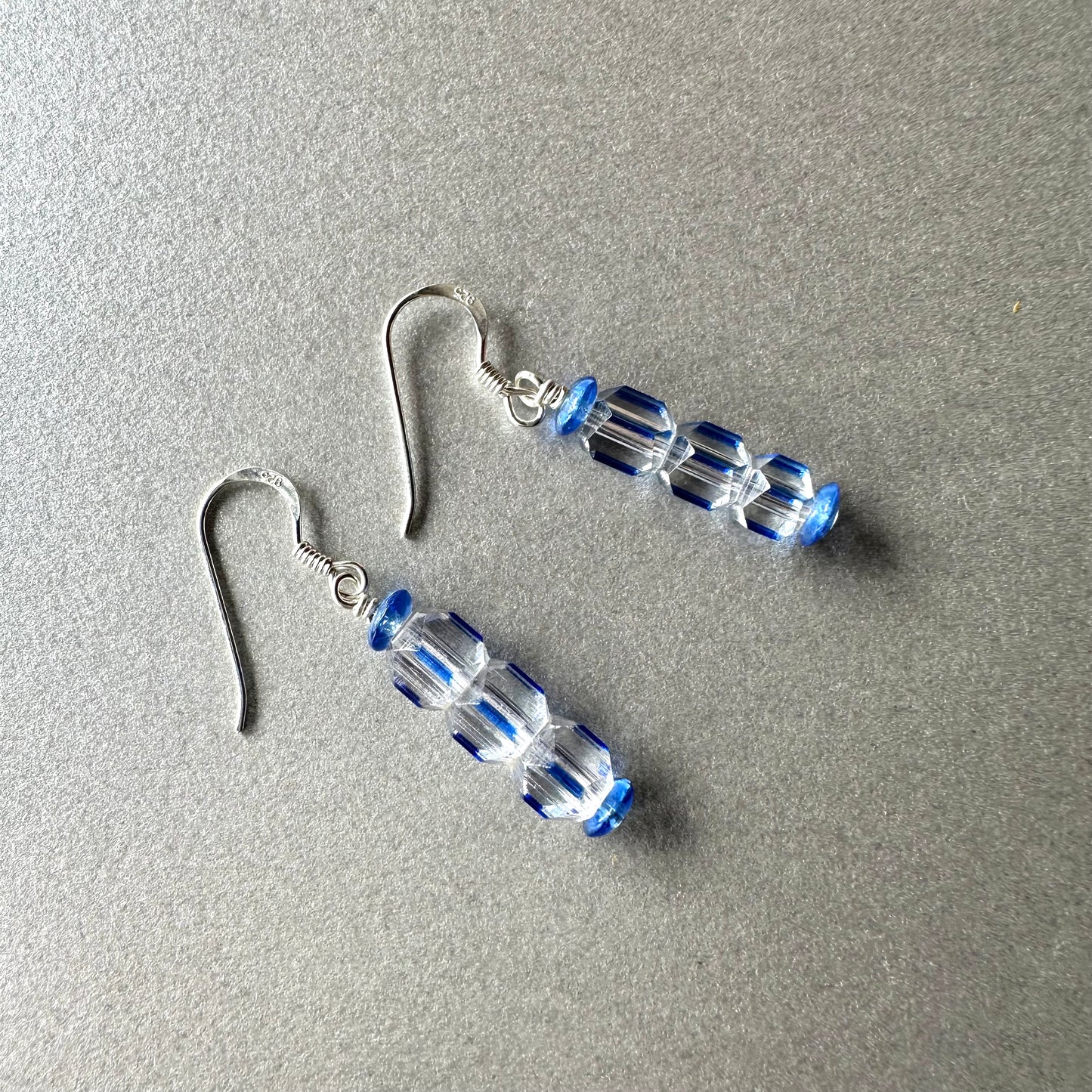 ブルー＆クリア バイカラーグラス ピアス