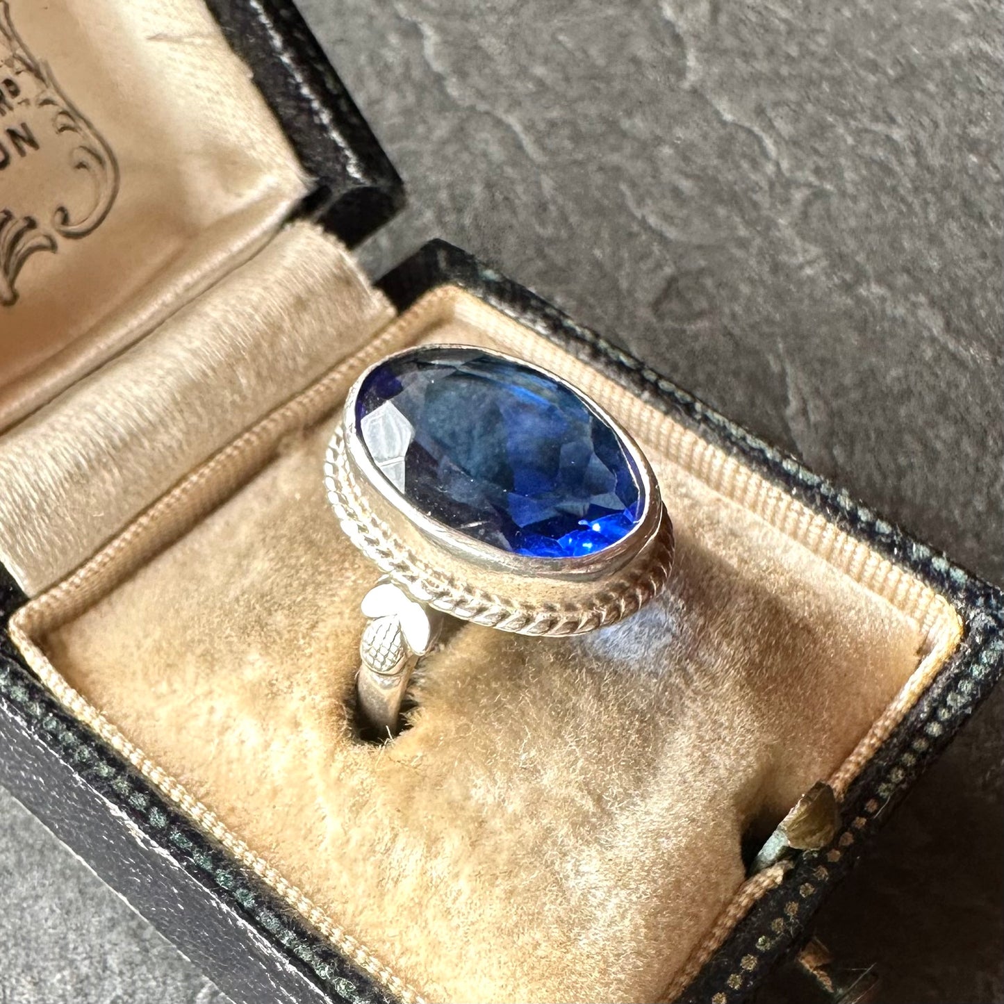 ロイヤルブルーカラーグラス ヴィンテージシルバーリング 8.5号