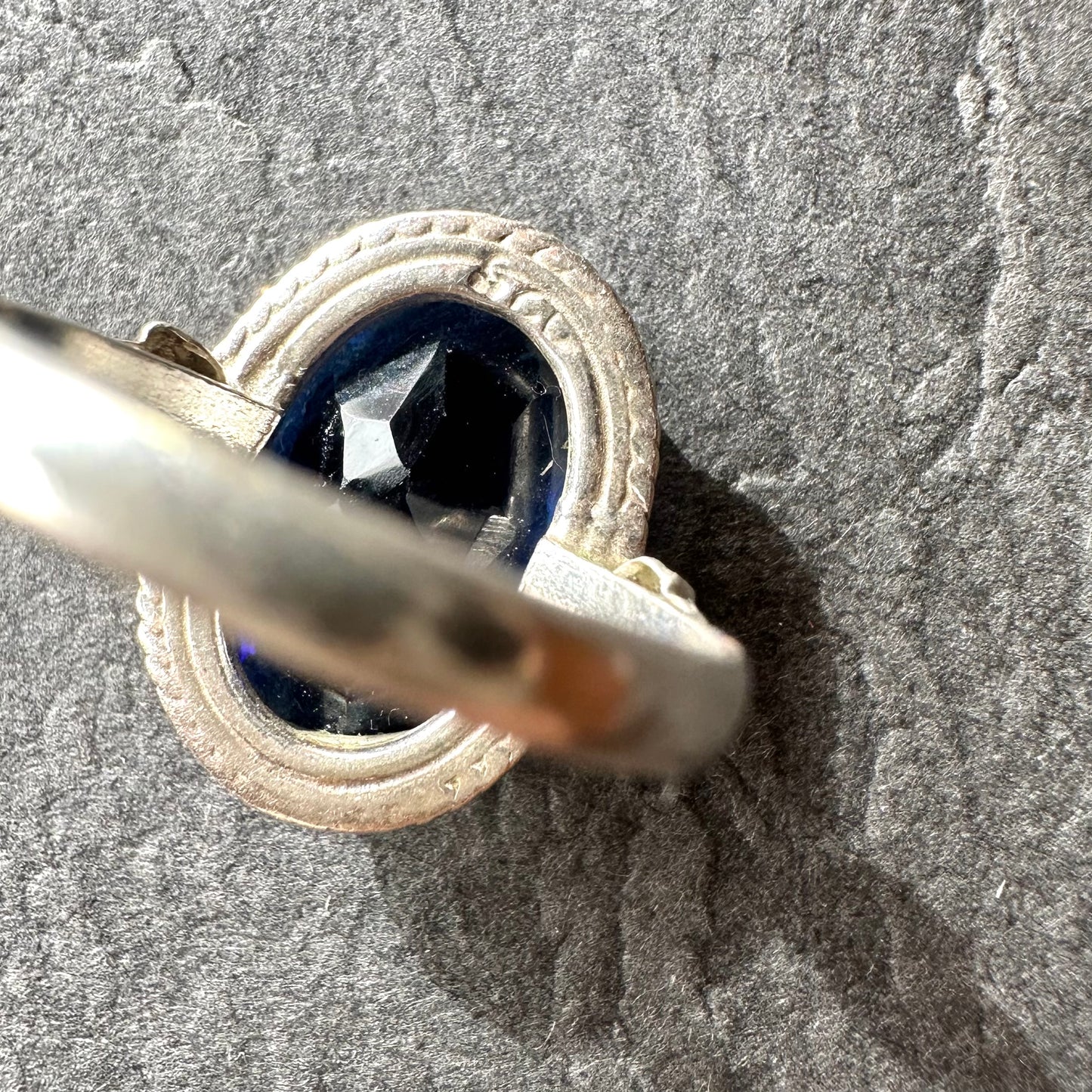 ロイヤルブルーカラーグラス ヴィンテージシルバーリング 8.5号