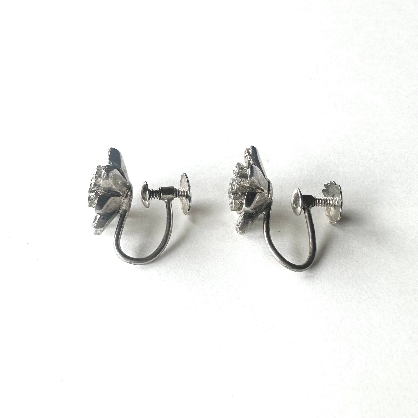 シルバー＆マーカサイト フラワーイヤリング