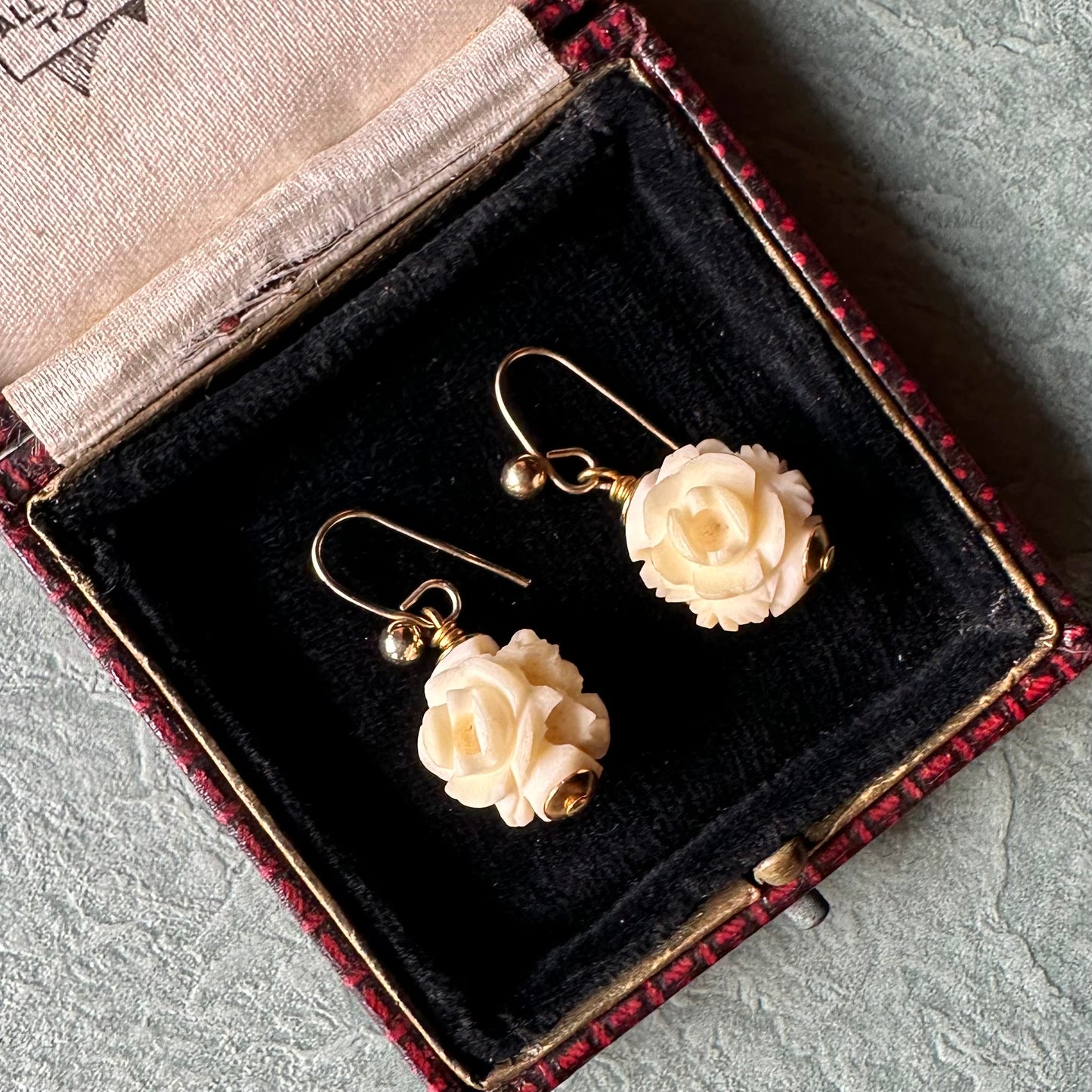 ローズ アンティークパーツ ピアス