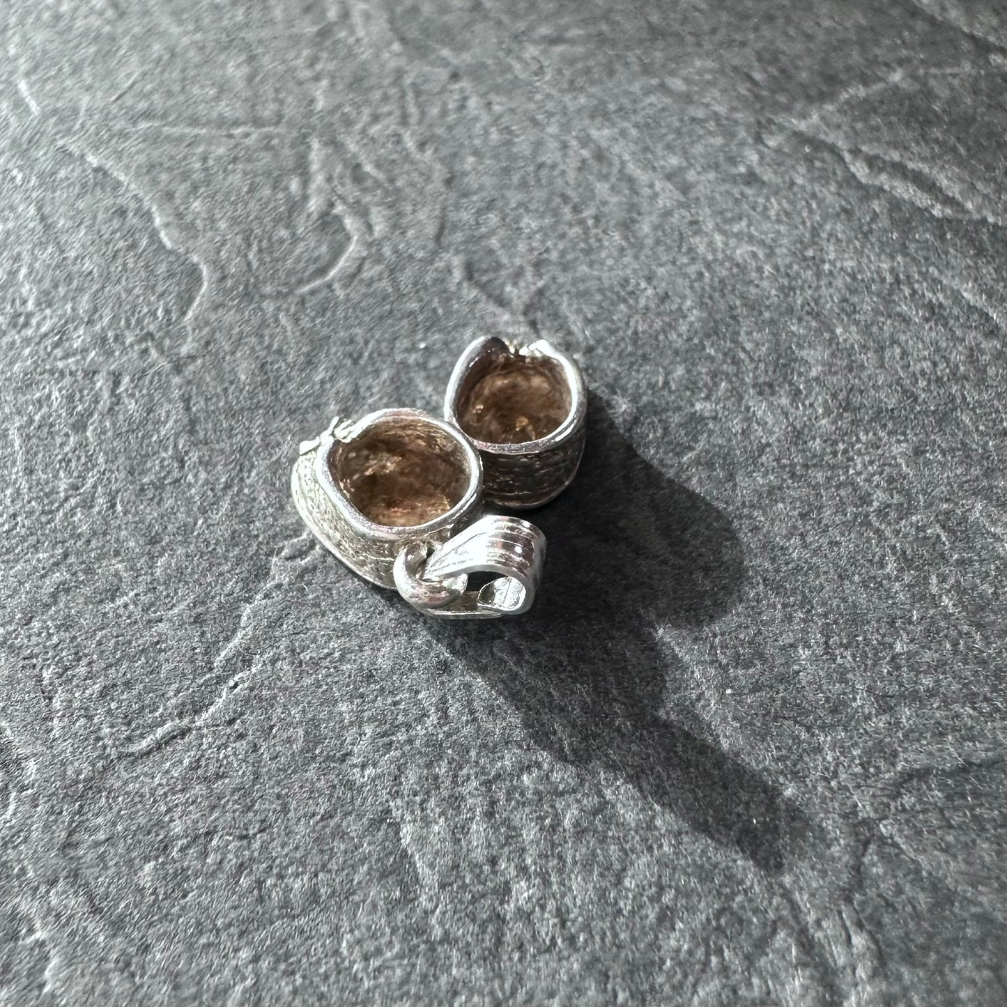 ヴィンテージシルバーチャーム ベビーシューズ