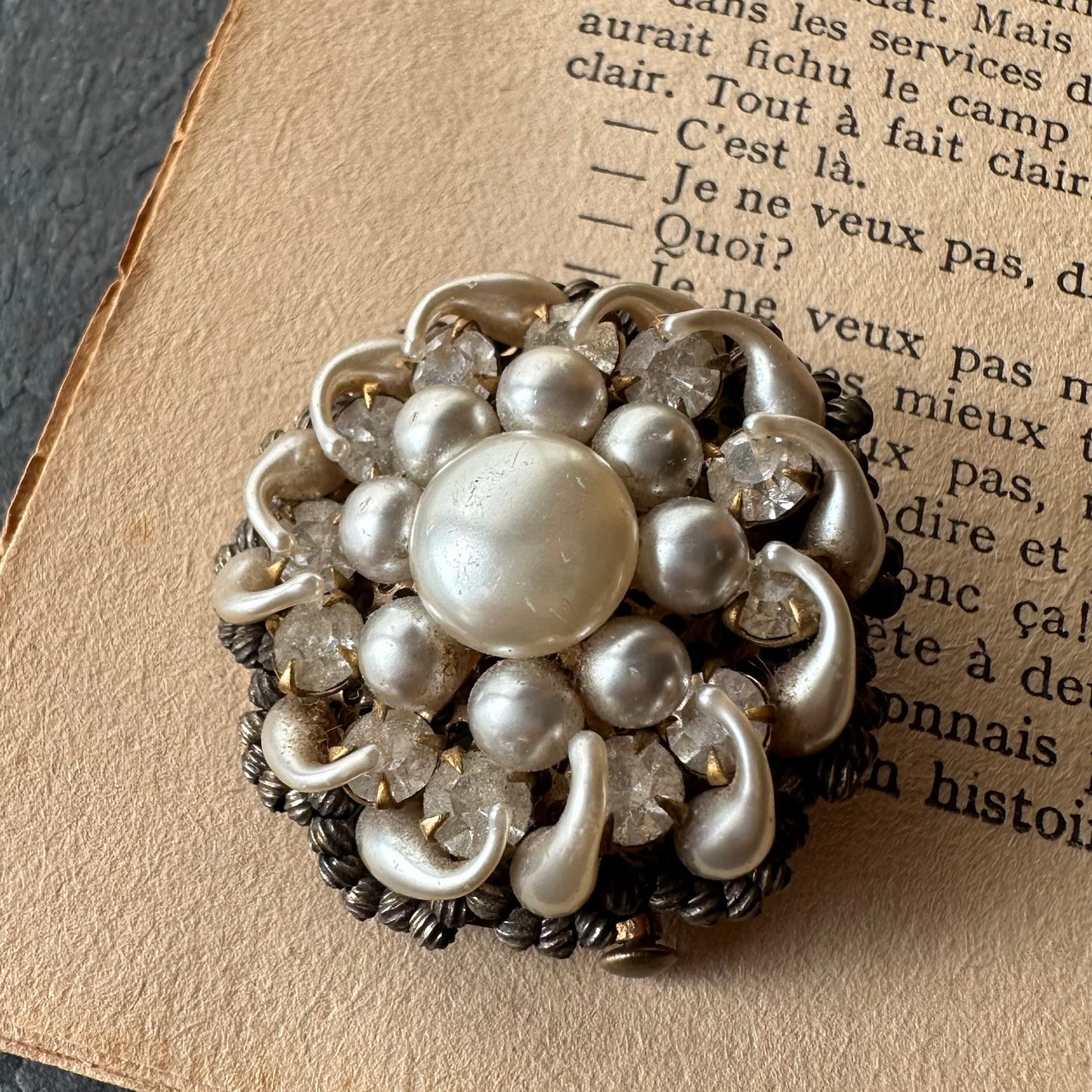 アンティーク グラスパール クラスターブローチ