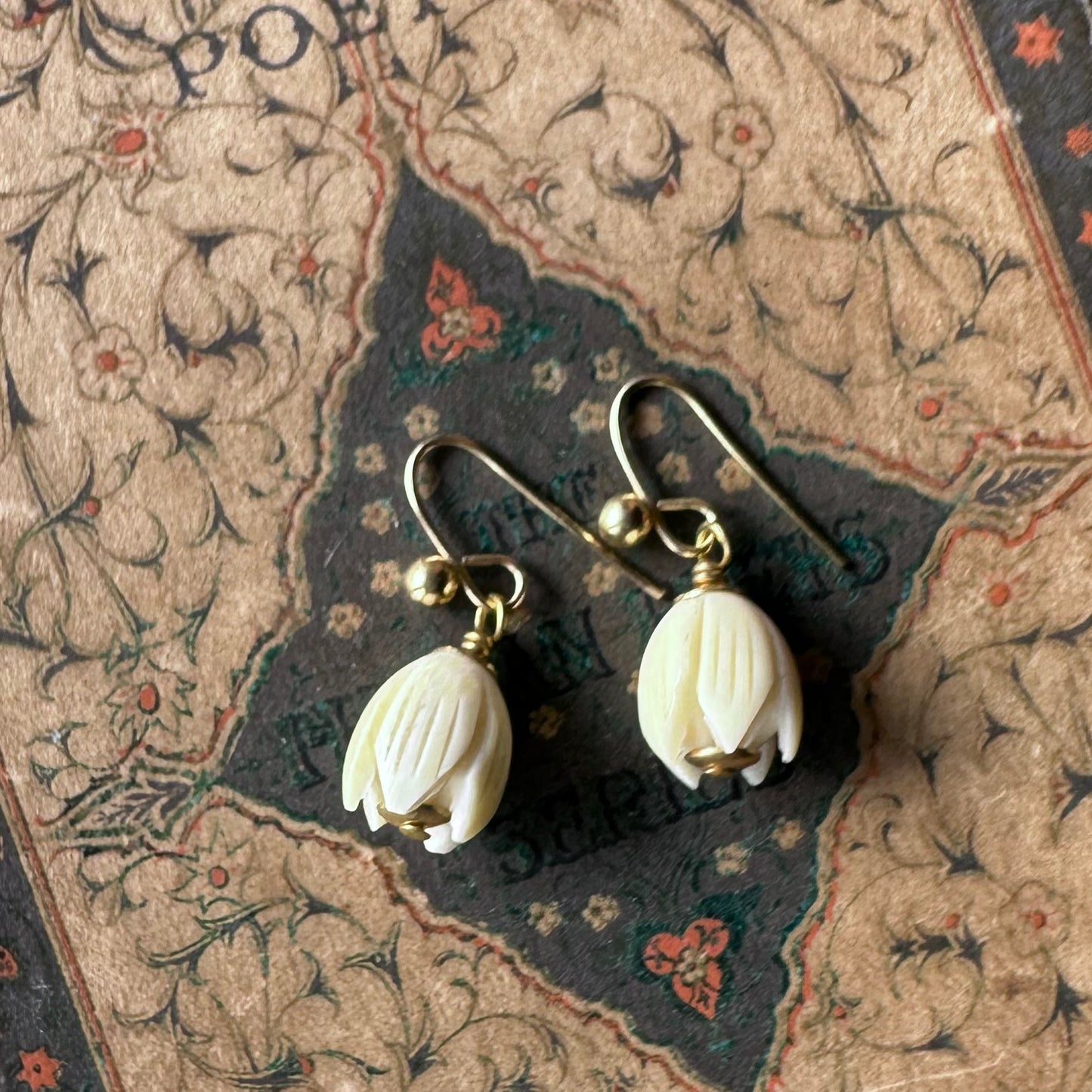 すずらん アンティークパーツ ピアス