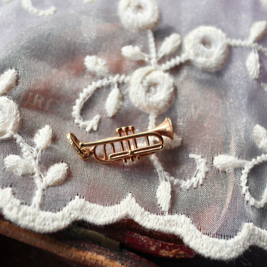 9ctゴールド トランペット ヴィンテージチャーム