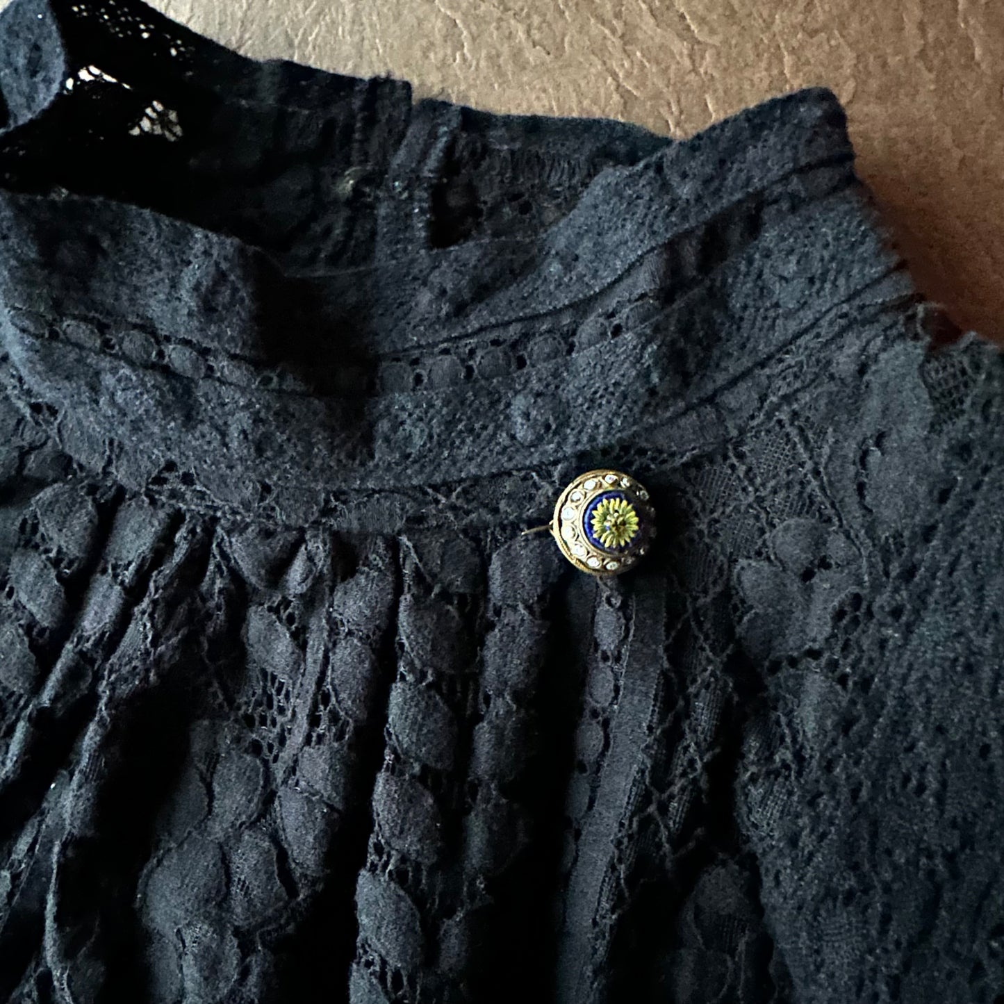 マイクロモザイク ラウンドブローチ③