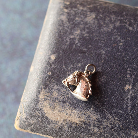 ホースヘッド ヴィンテージシルバーチャーム