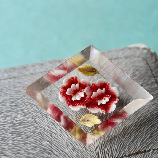 ルーサイト ローズ ヴィンテージブローチ