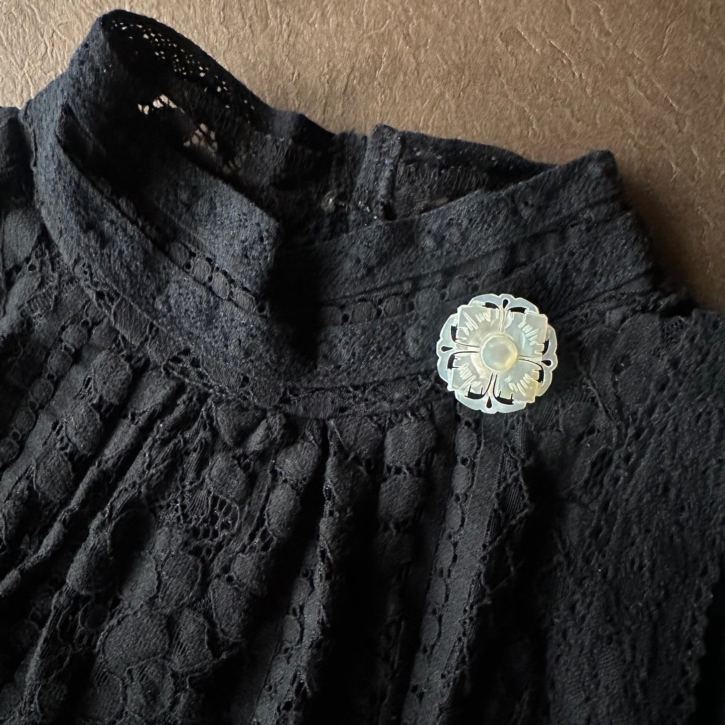 ベツレヘムパール ブローチ