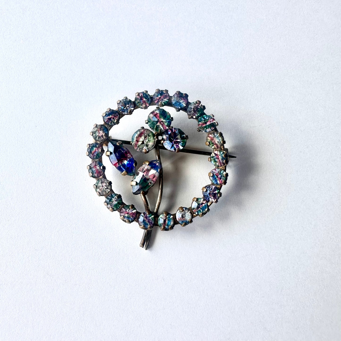 アイリスグラス サークルブローチ