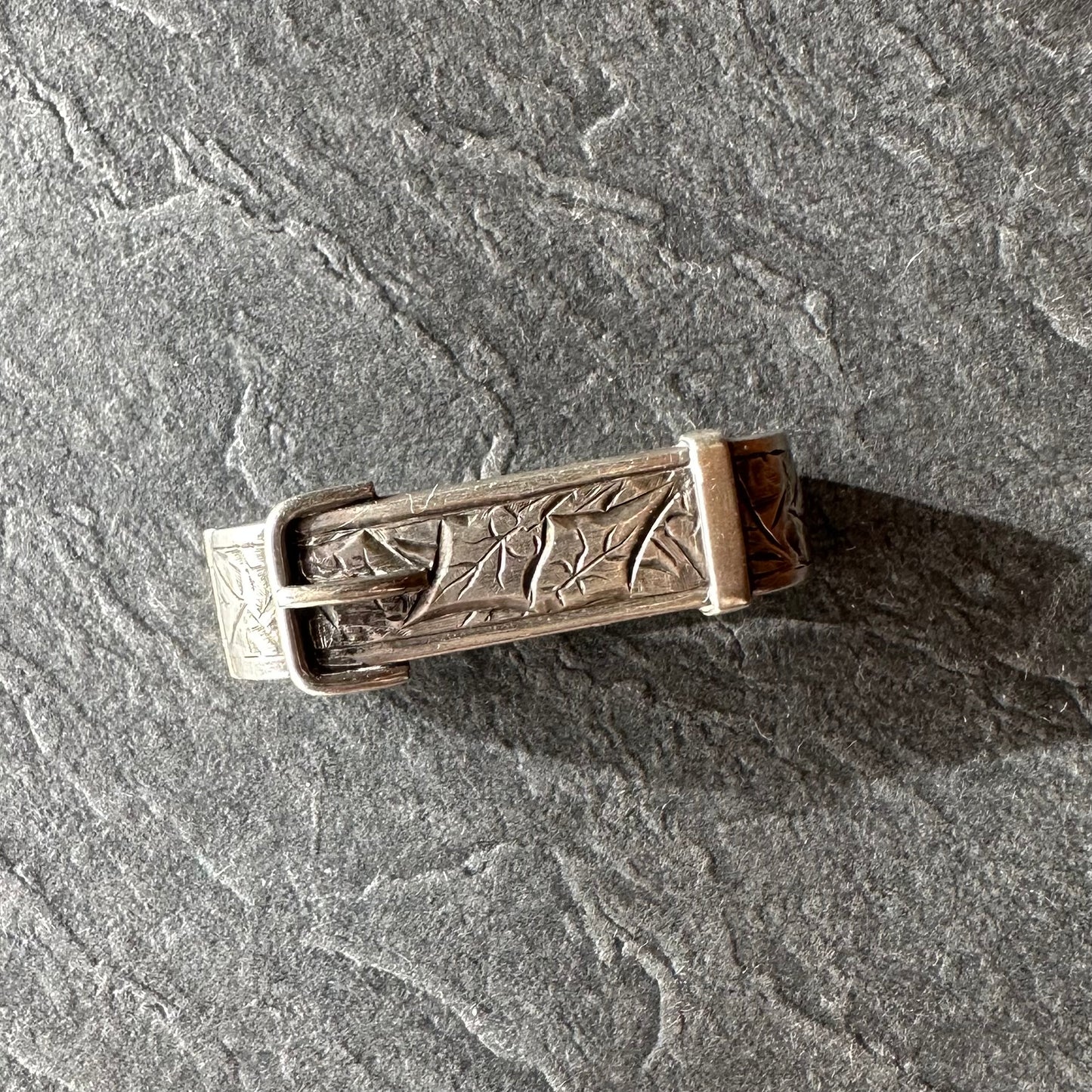 シルバー アイビー スカーフリング