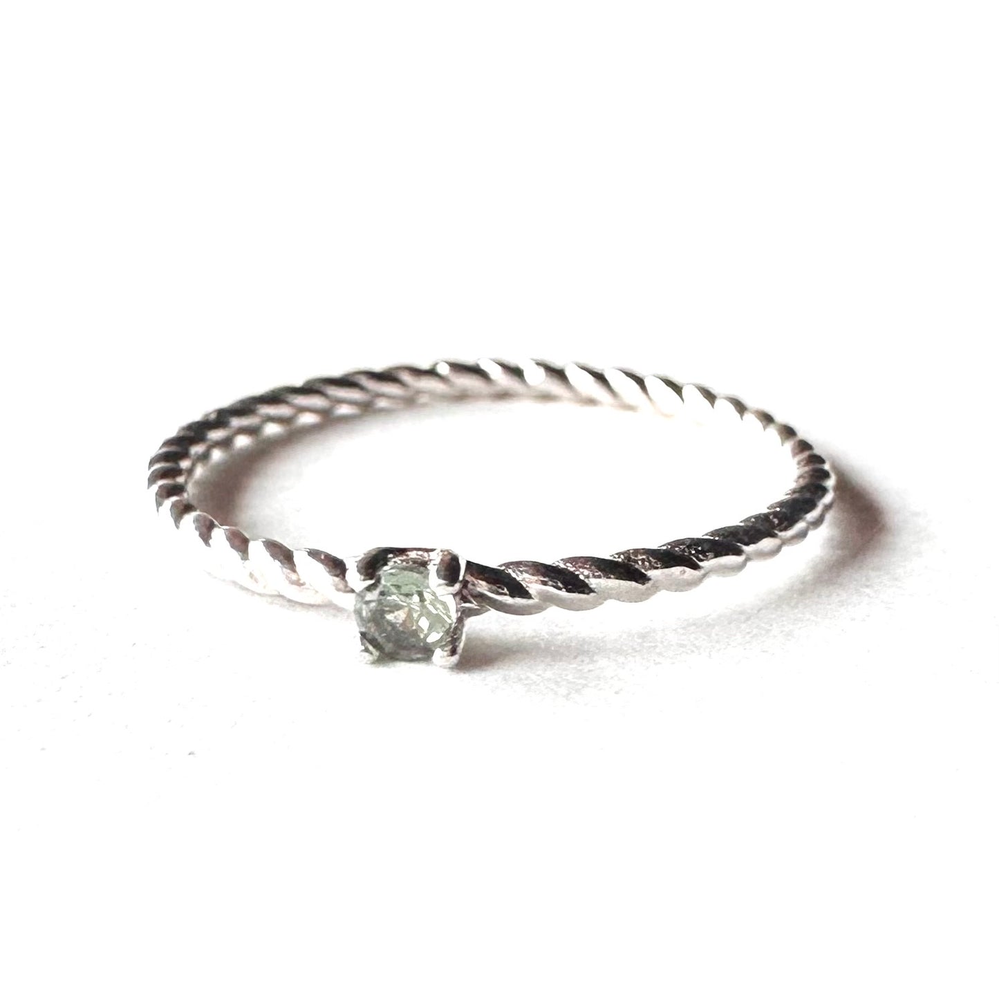 シルバー ツイストロープ＆ペリドットカラーグラス ヴィンテージリング 14.5号