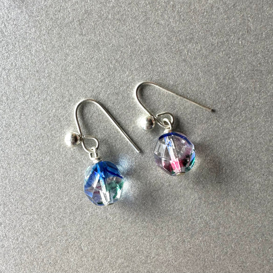 アイリスグラス ミニピアス