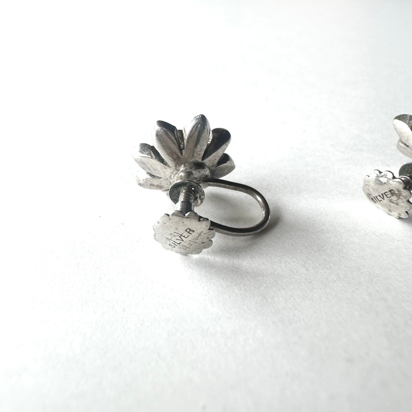 シルバー＆マーカサイト フラワーイヤリング