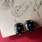 ブラックエナメル＆クリアグラス クリップオンイヤリング