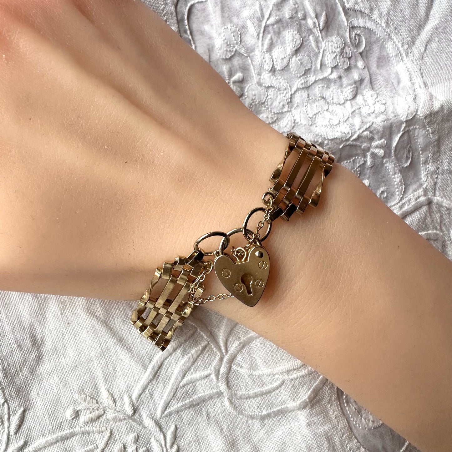 パドロック ゲートチェーン ゴールドプレーテッド ブレスレット