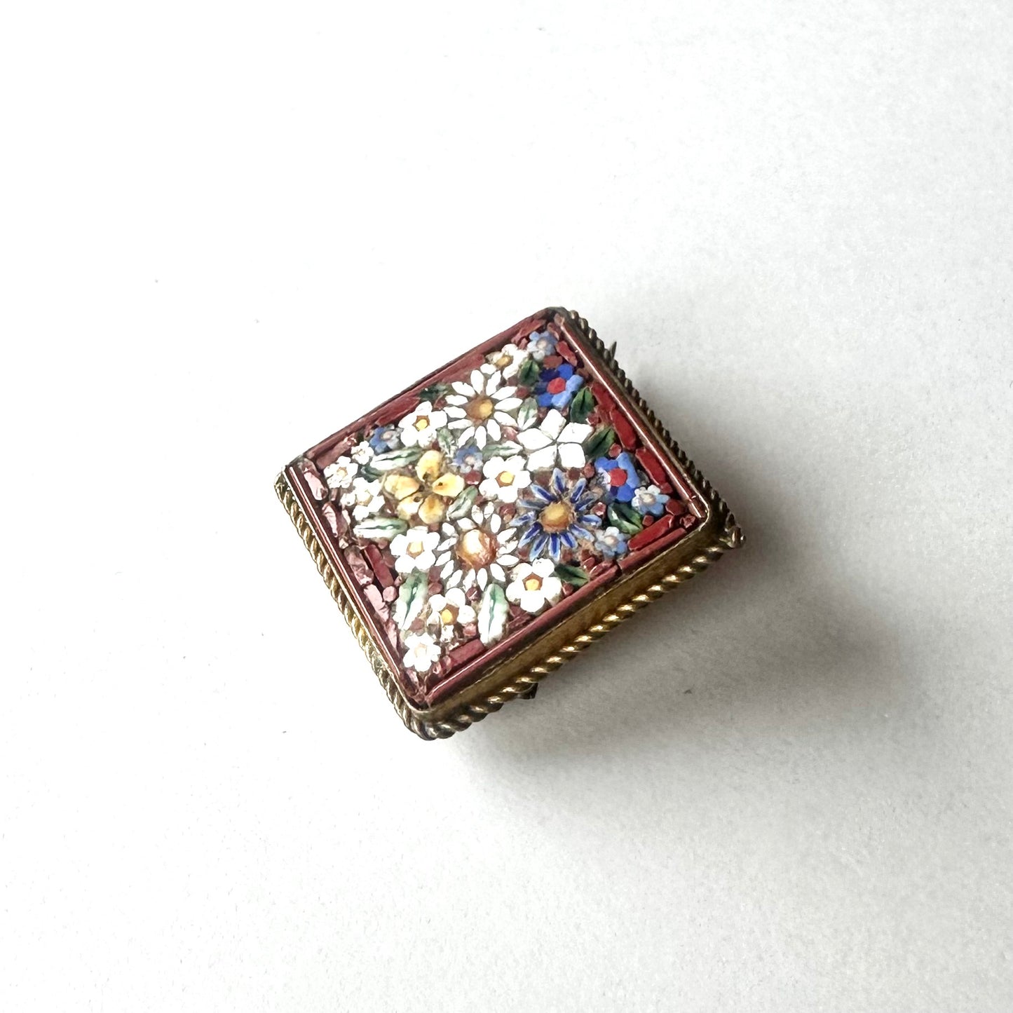 マイクロモザイク スクエア フローラルブローチ