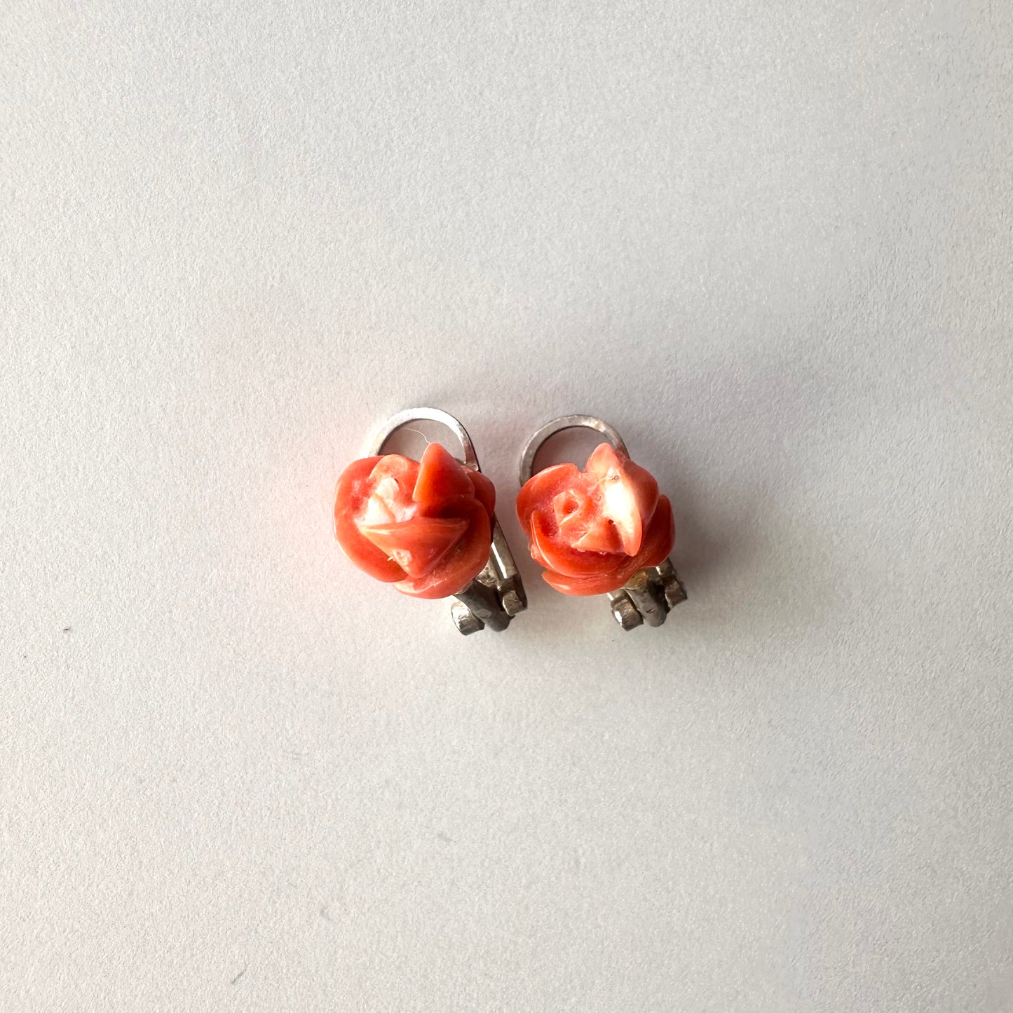 コーラル ローズ クリップオンイヤリング
