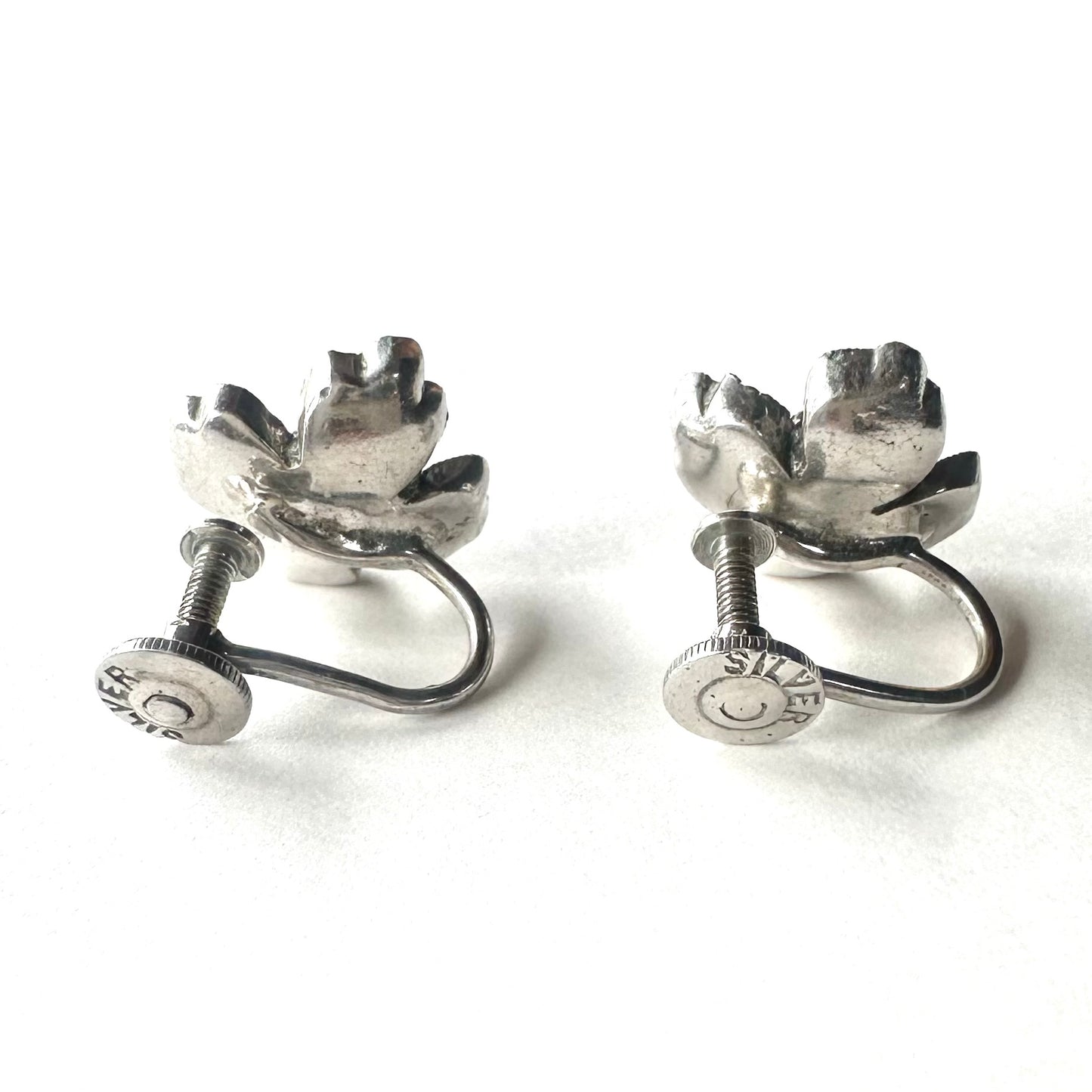 シルバー＆マーカサイト フラワーモチーフイヤリング