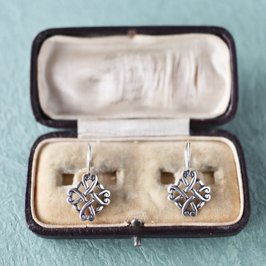 スターリングシルバー セルティックモチーフ フックピアス