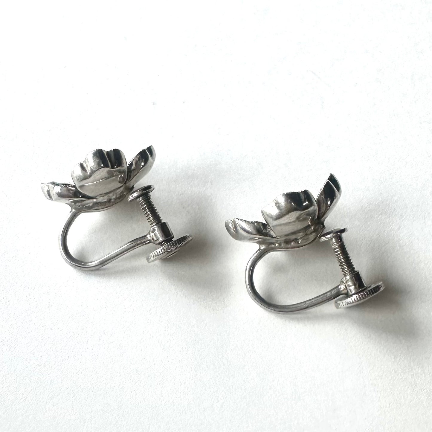 シルバー＆マーカサイト フラワーモチーフイヤリング