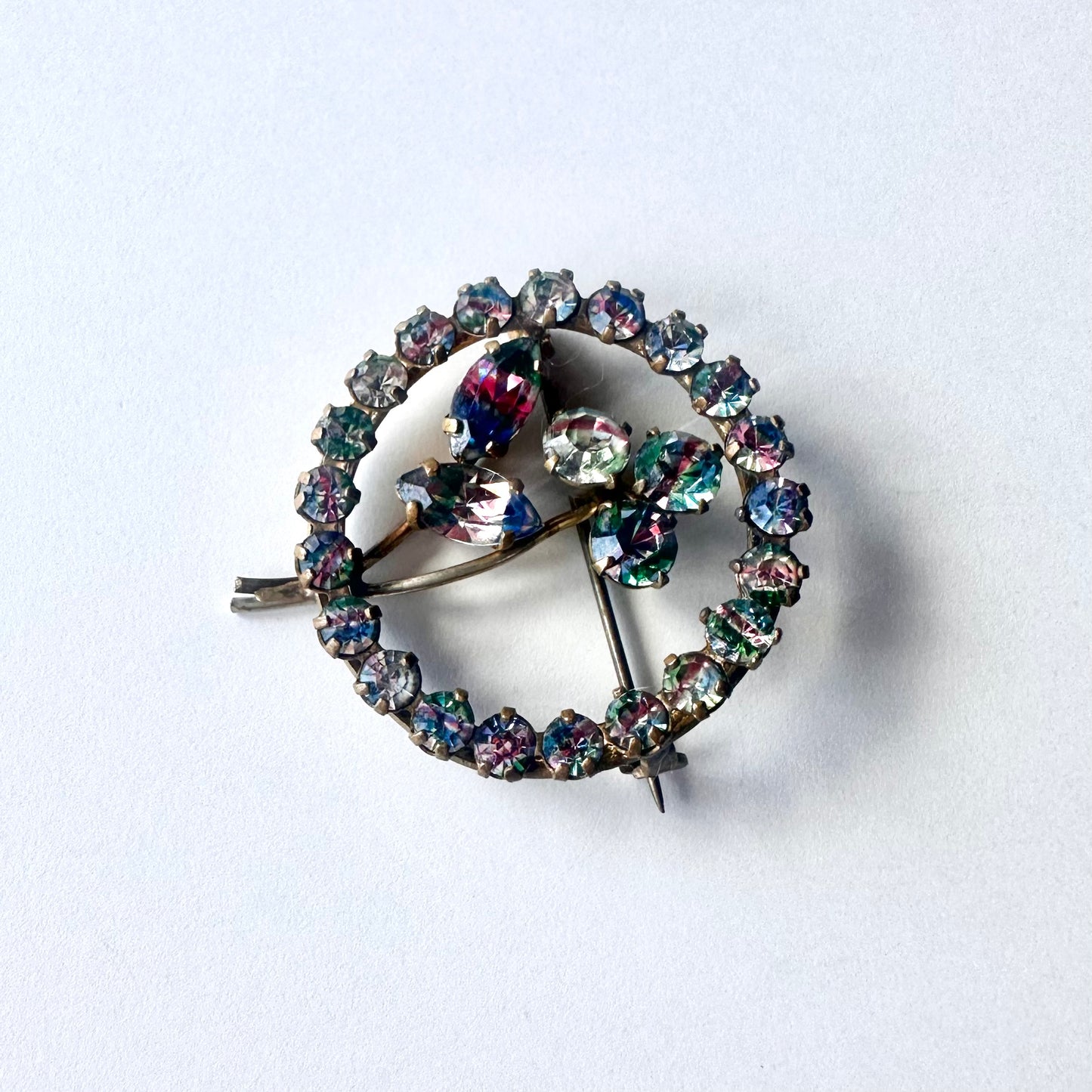 アイリスグラス サークルブローチ