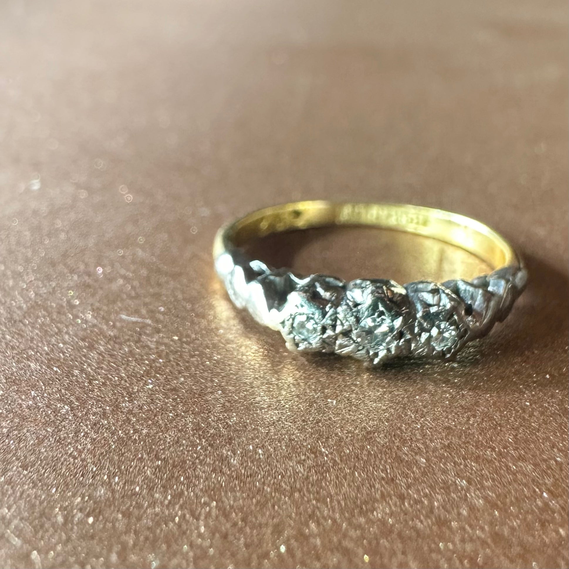 ヴィンテージ 18K ゴールド リング 指輪 750 金 宝石 ヴィンテージ 18K ゴールド リング 指輪 750 金 宝石