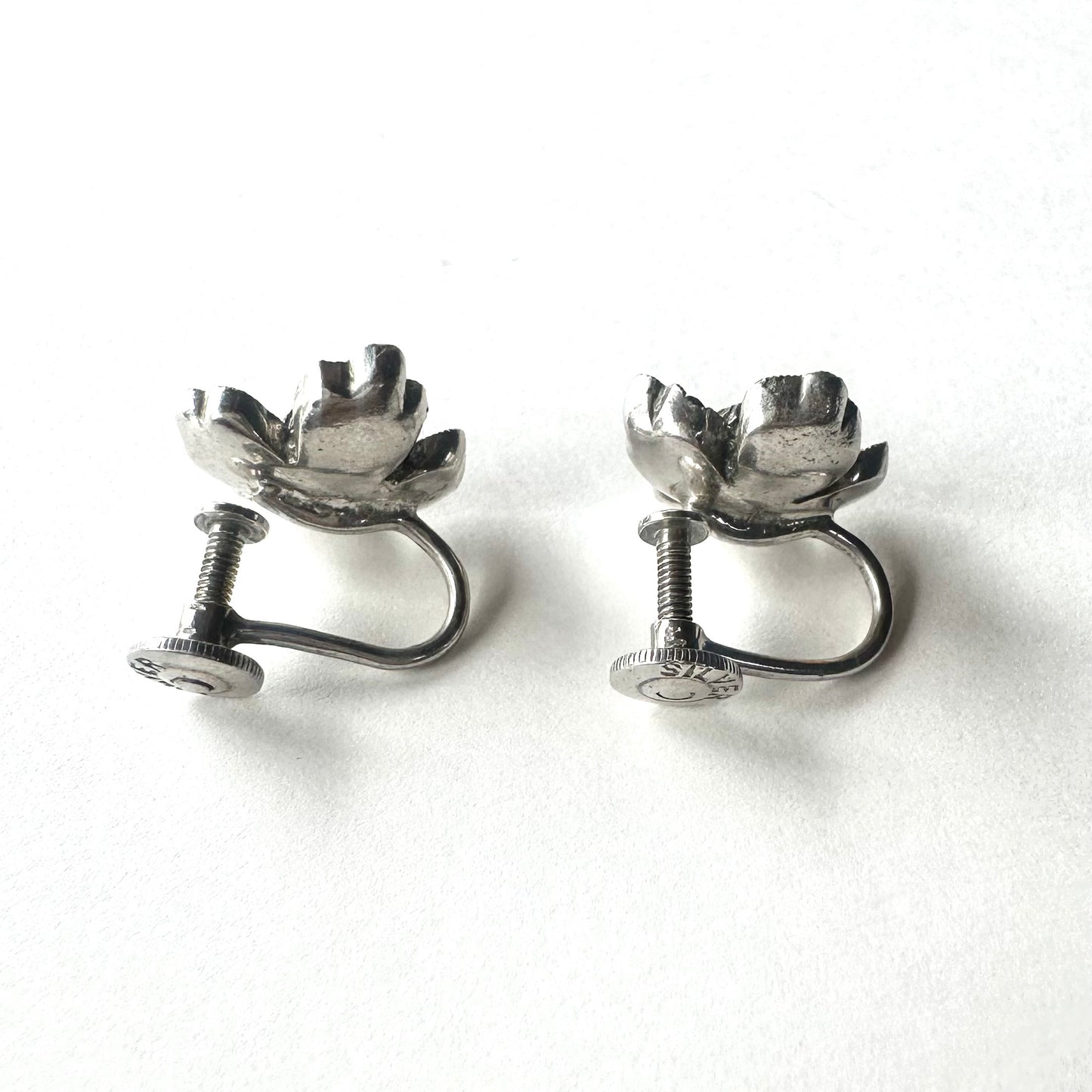 シルバー＆マーカサイト フラワーモチーフイヤリング