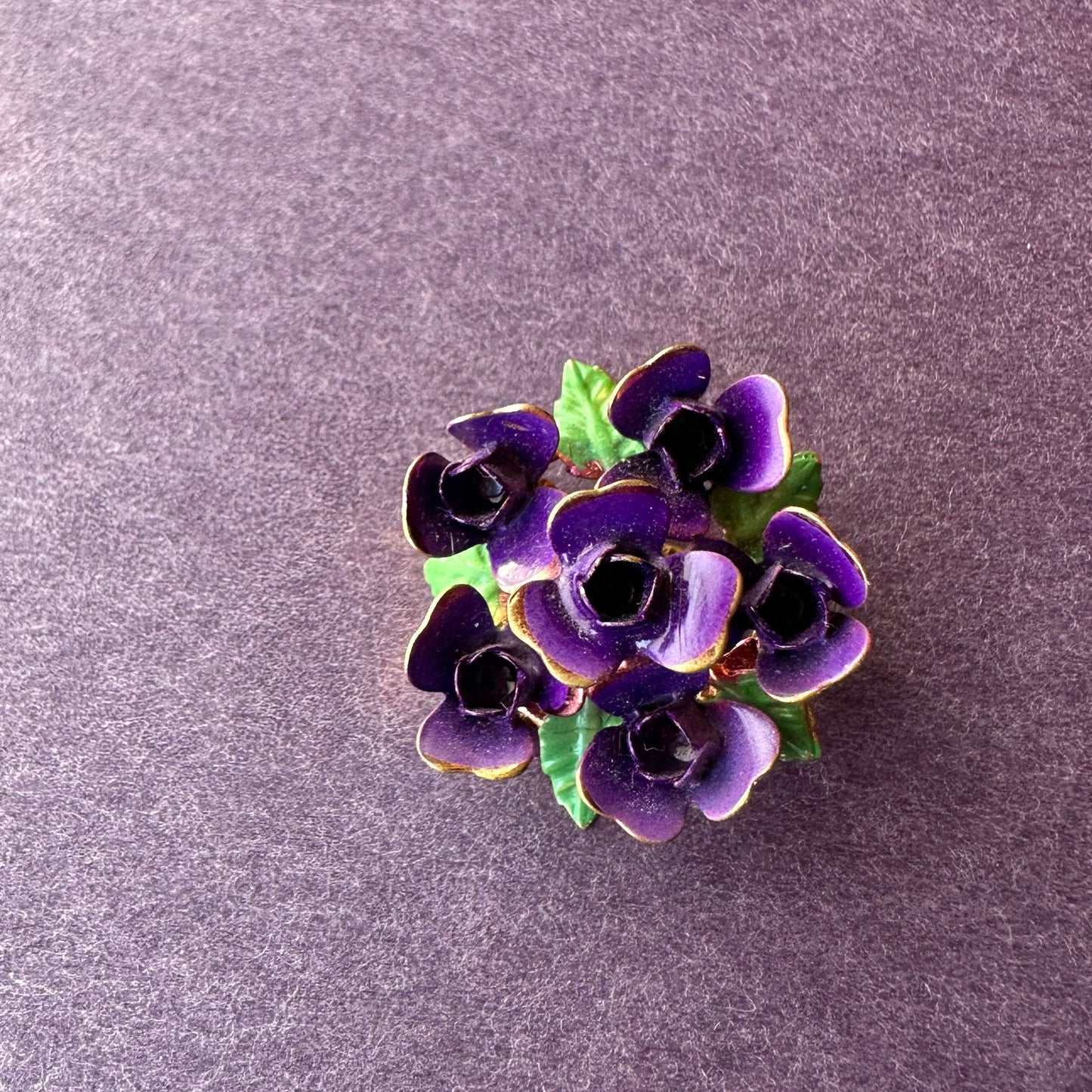 ヴィンテージ スミレ ブローチ