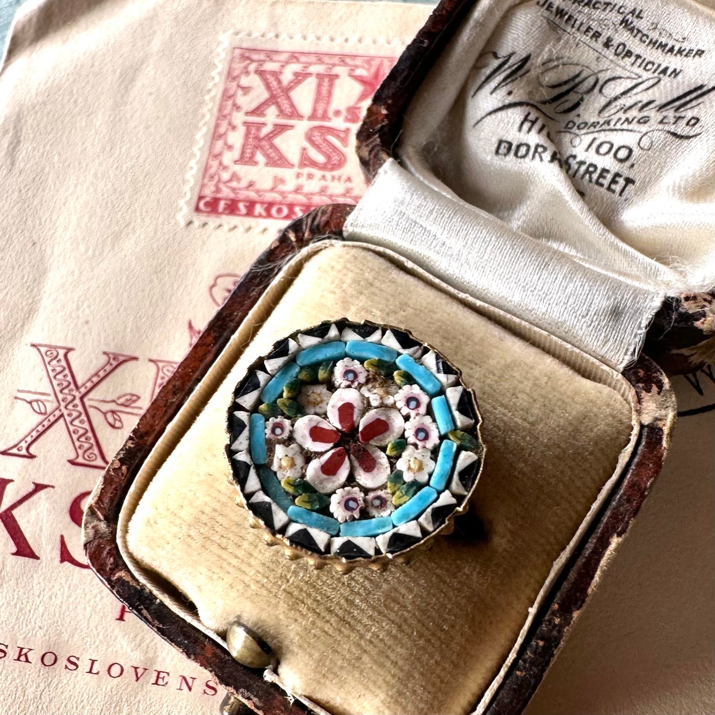 マイクロモザイク ラウンドブローチ④