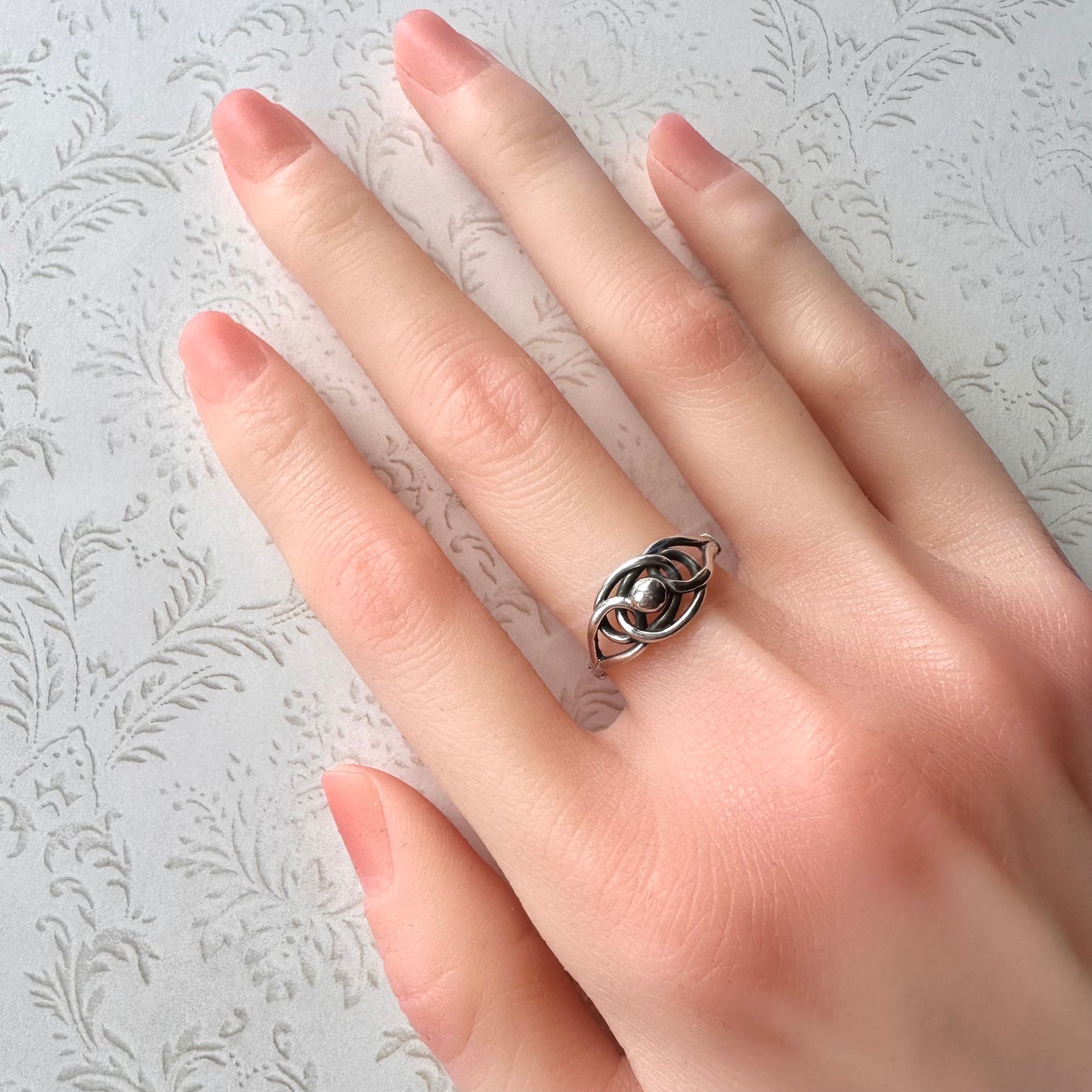 スターリングシルバー ラヴァーズノット ヴィンテージリング 18号