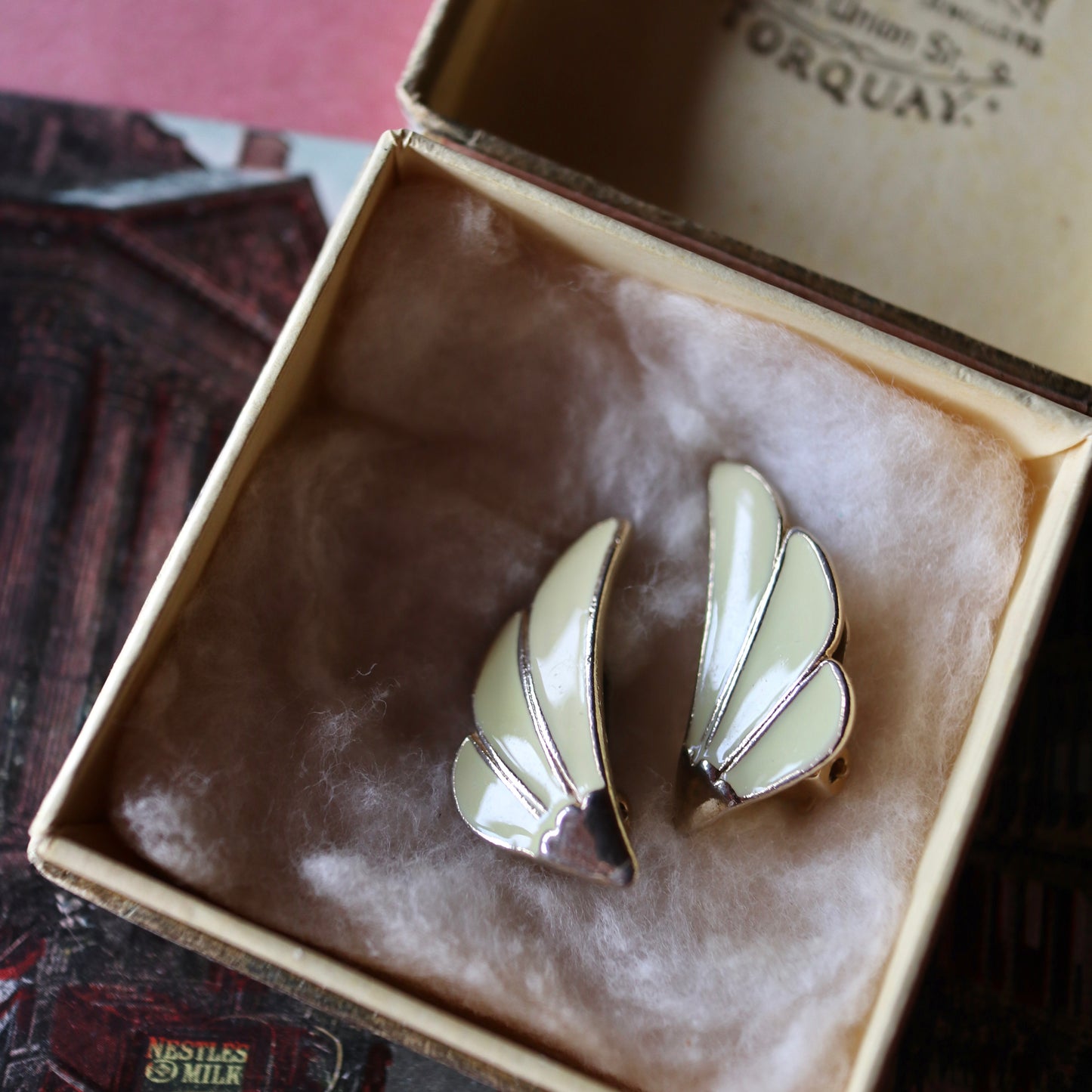 イエロー フェザー イヤリング