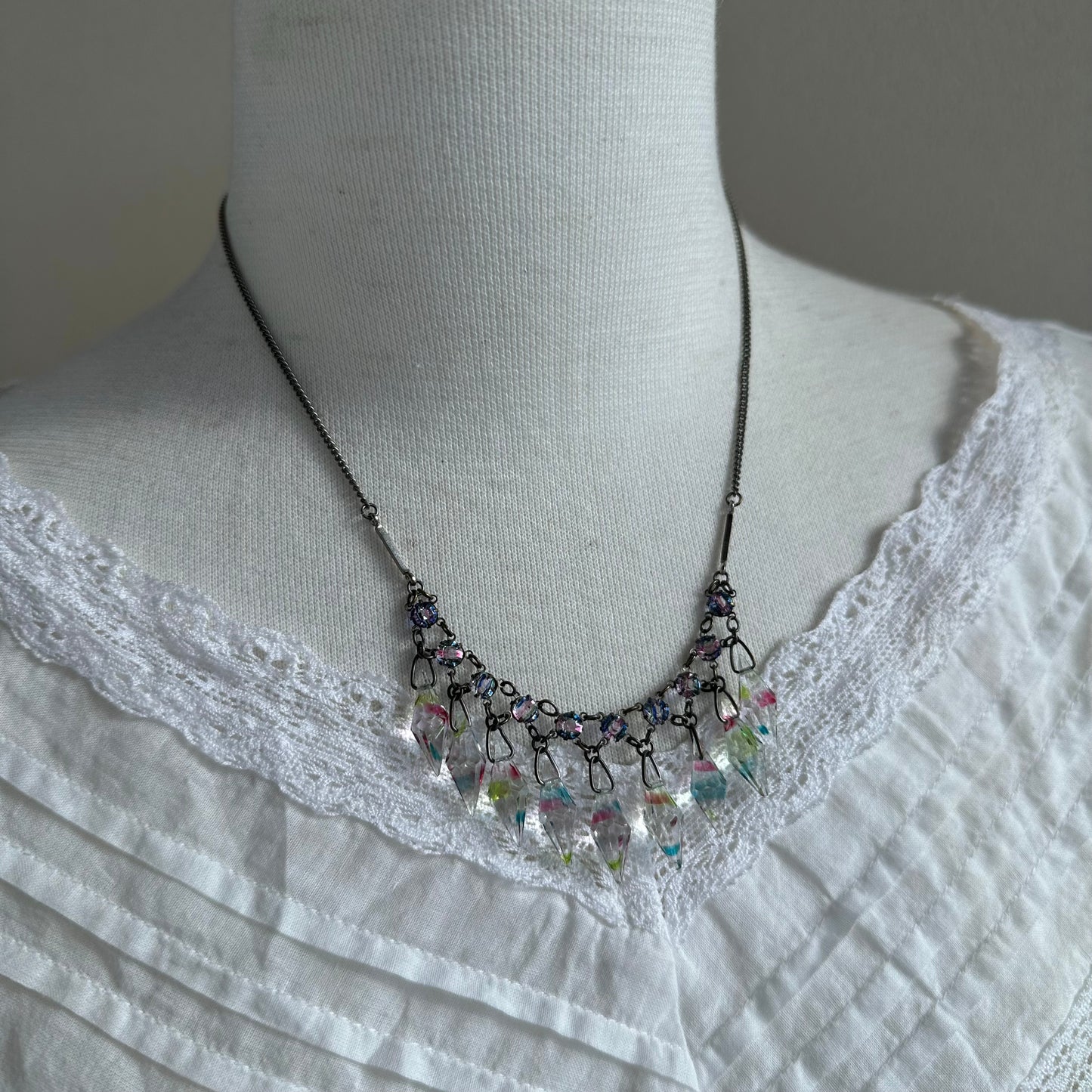 アイリスグラス ドロップネックレス